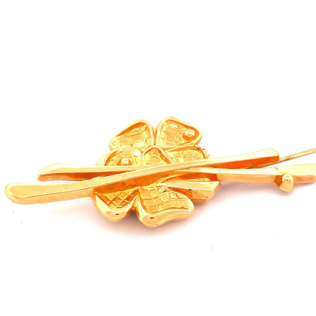 Women's or Men's Exquisite Vintage Van Cleef & Arpels Vermeil Metal Pin Brooch For Sale