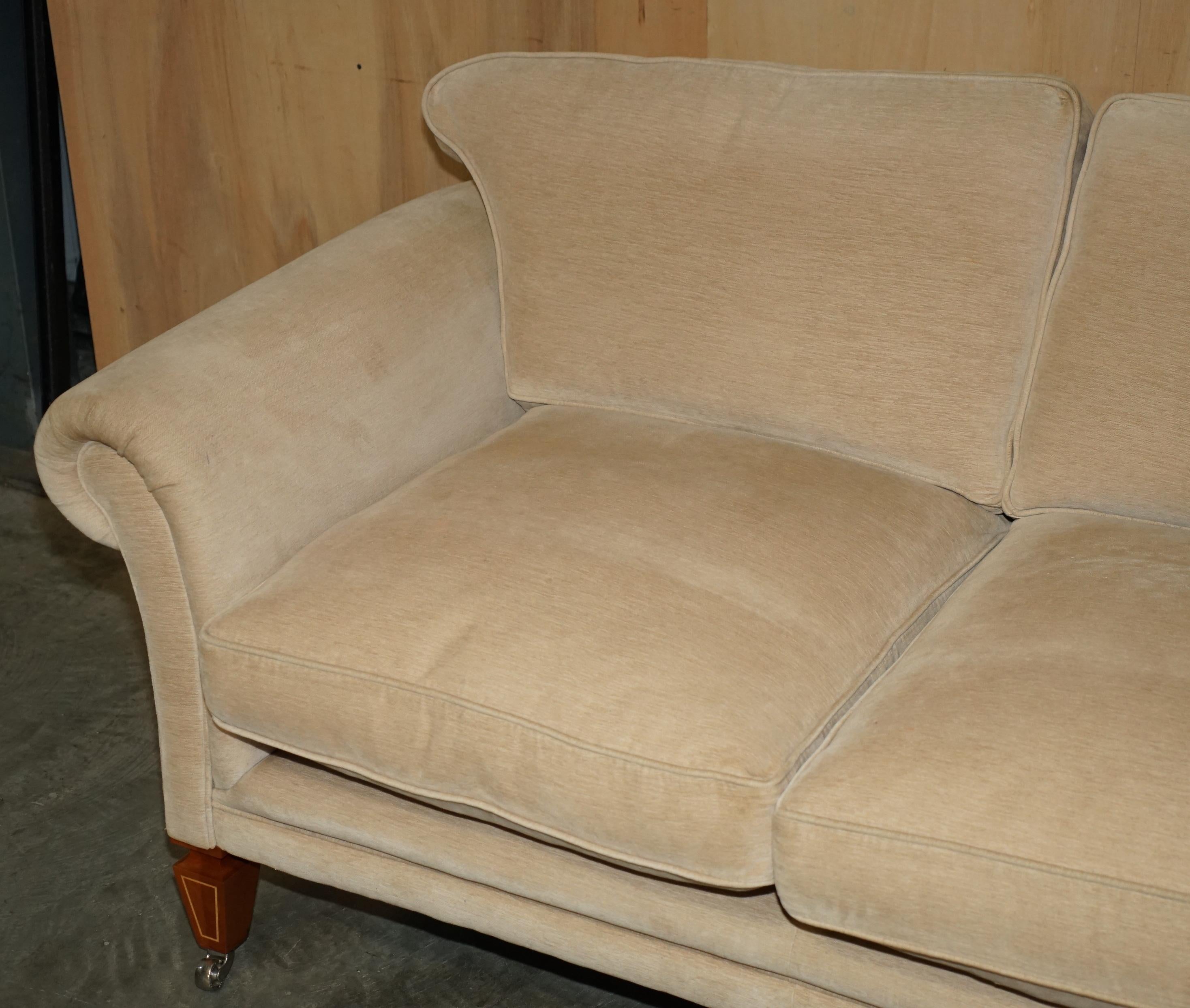 Hand-Crafted EXQUISITE VISCOUNT DAVID LINLEY TWO SEAT SOFA WiTH STAMPED CASTORS For Sale