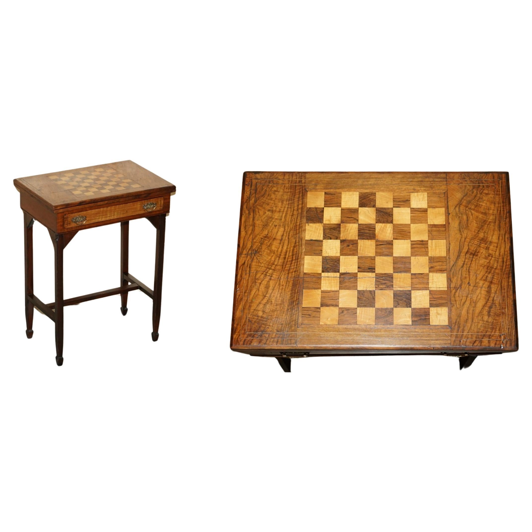 Table d'antiquités ViCtorian ChESSBOARD GAMES exquise WALNUT SATINWOOD & HARDWOOD en vente