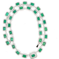 Exquisite white gold emerald and diamond necklace