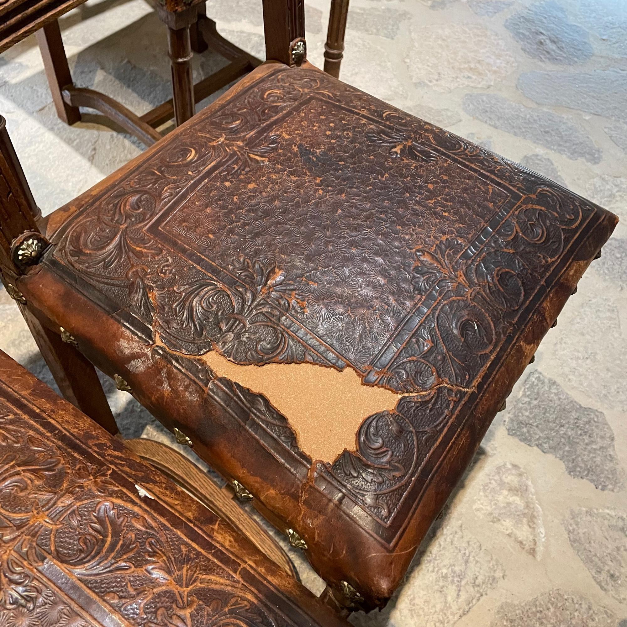 Exquisitely Carved French Oak Embossed Leather Lion Dining Chairs 1880s Henry II 10