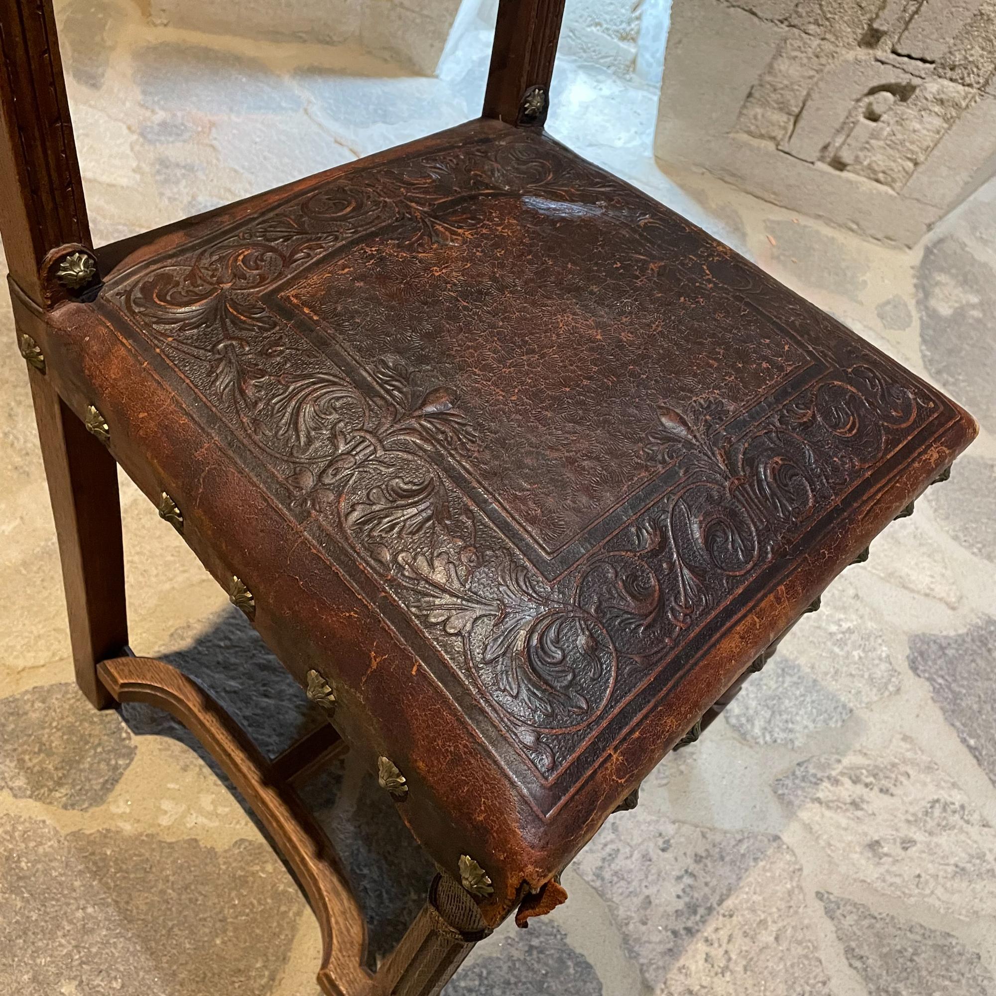 Exquisitely Carved French Oak Embossed Leather Lion Dining Chairs 1880s Henry II 14