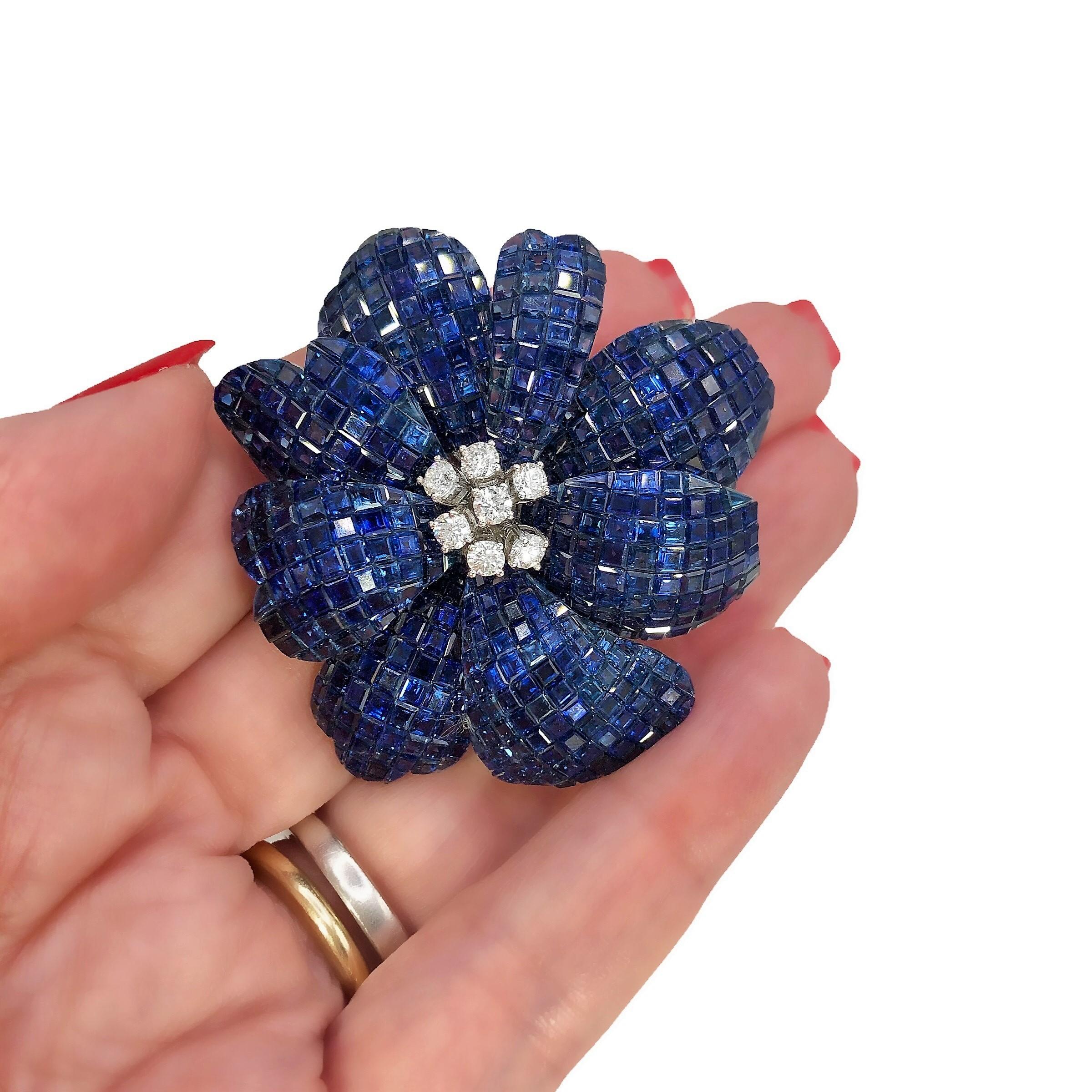 Modern Exquisitely Crafted Invisible Set 18K White Gold and Blue Sapphire Flower Pin