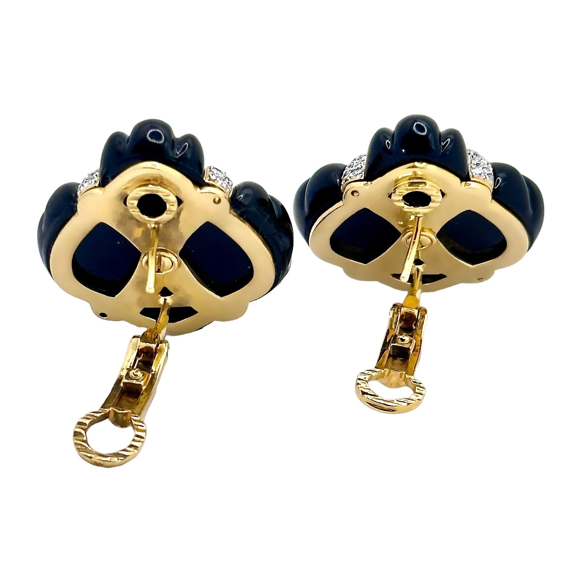 Brilliant Cut Exquisitely Designed Gold, Diamond and Fluted Onyx Fashion Earrings 1.25 Inches