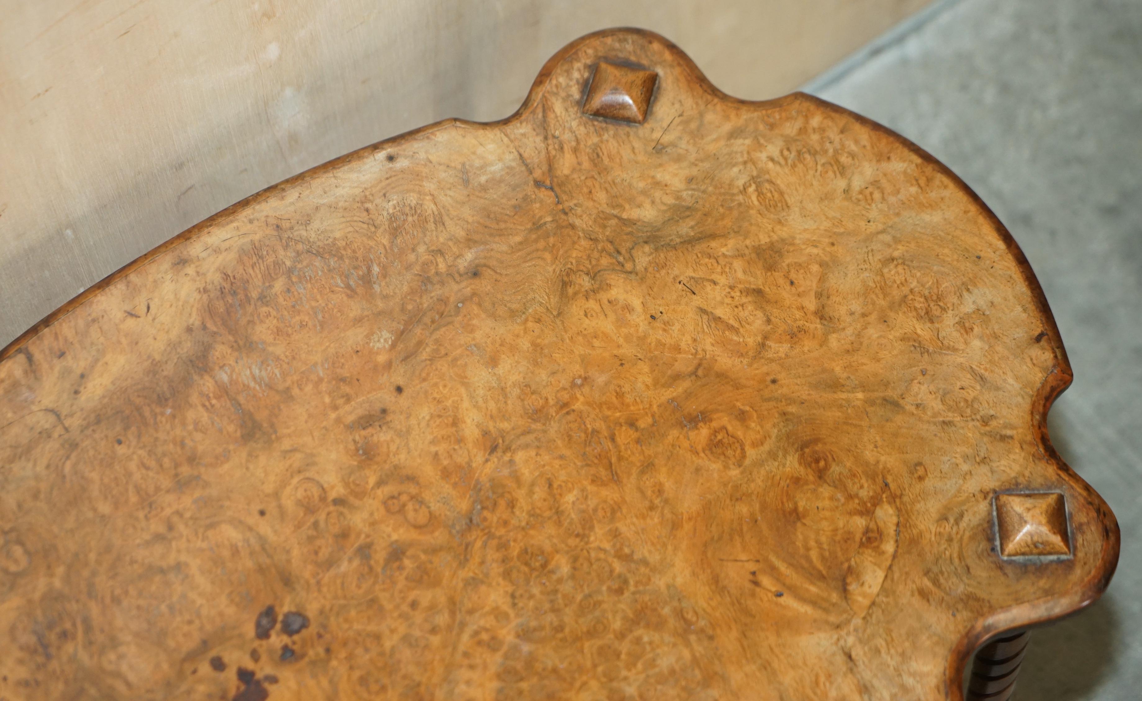 Exquisitely Hand Carved Burr Walnut Coffee Cocktail Table Lovely Turned Legs For Sale 7