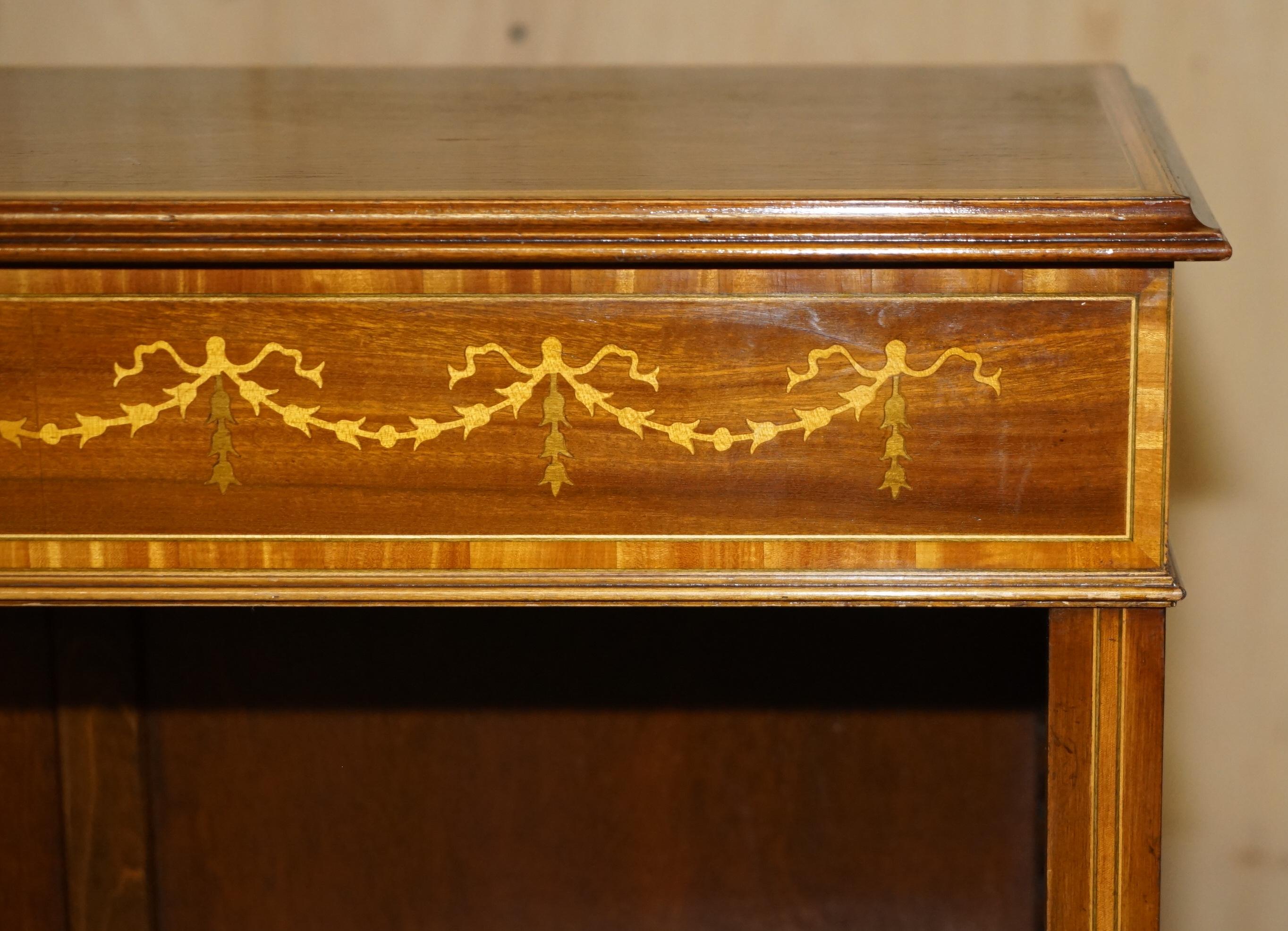 EXQUISITELY INLAID BRiGHTS OF NETTLEBED SHERATON REVIVAL DWARF OPEN BOOKCASE For Sale 2