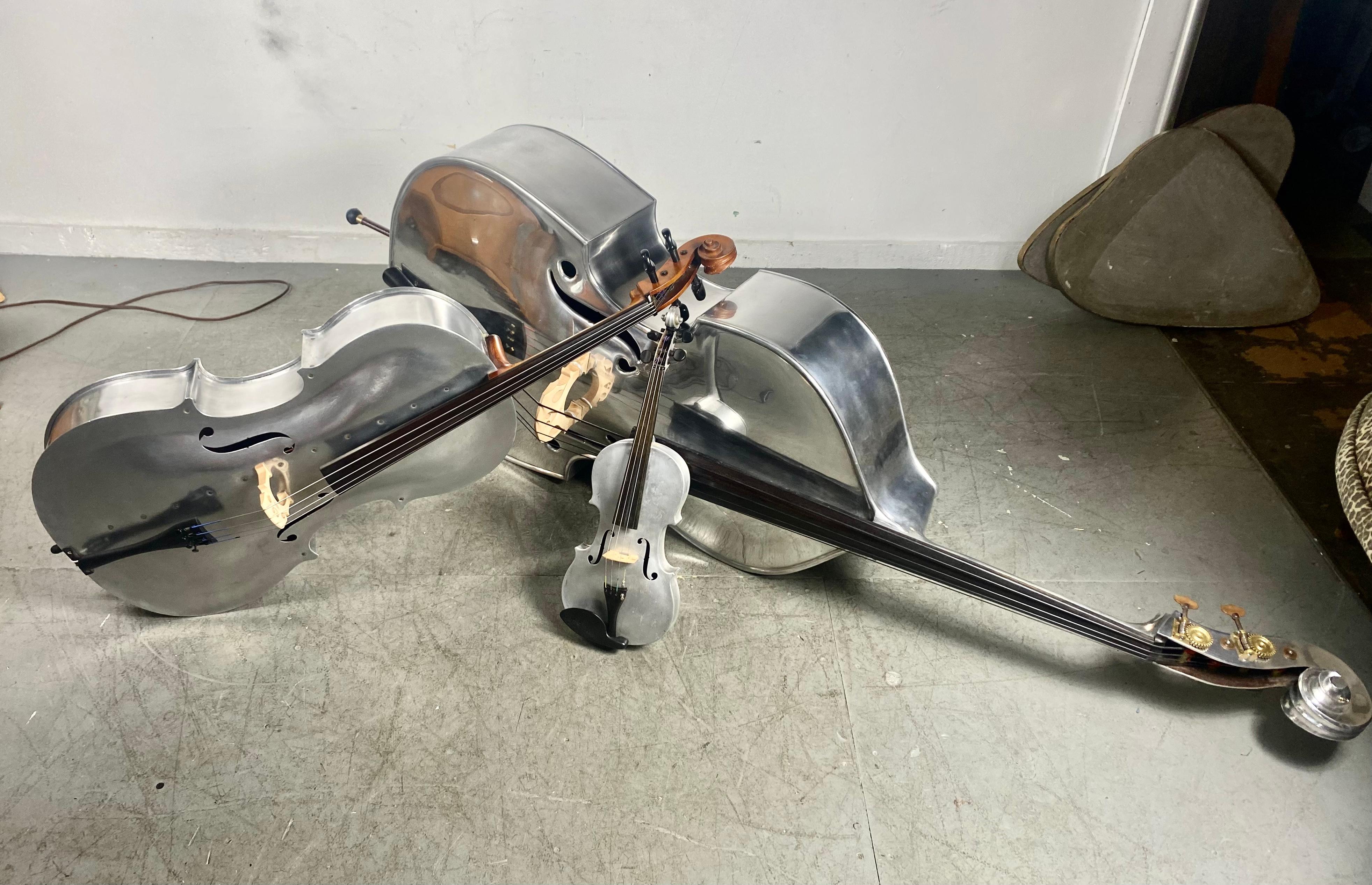 Colección Rarísima Instrumentos de Cuerda Alcoa Aluminum, Bajo, Violonchelo, Violín en venta 10