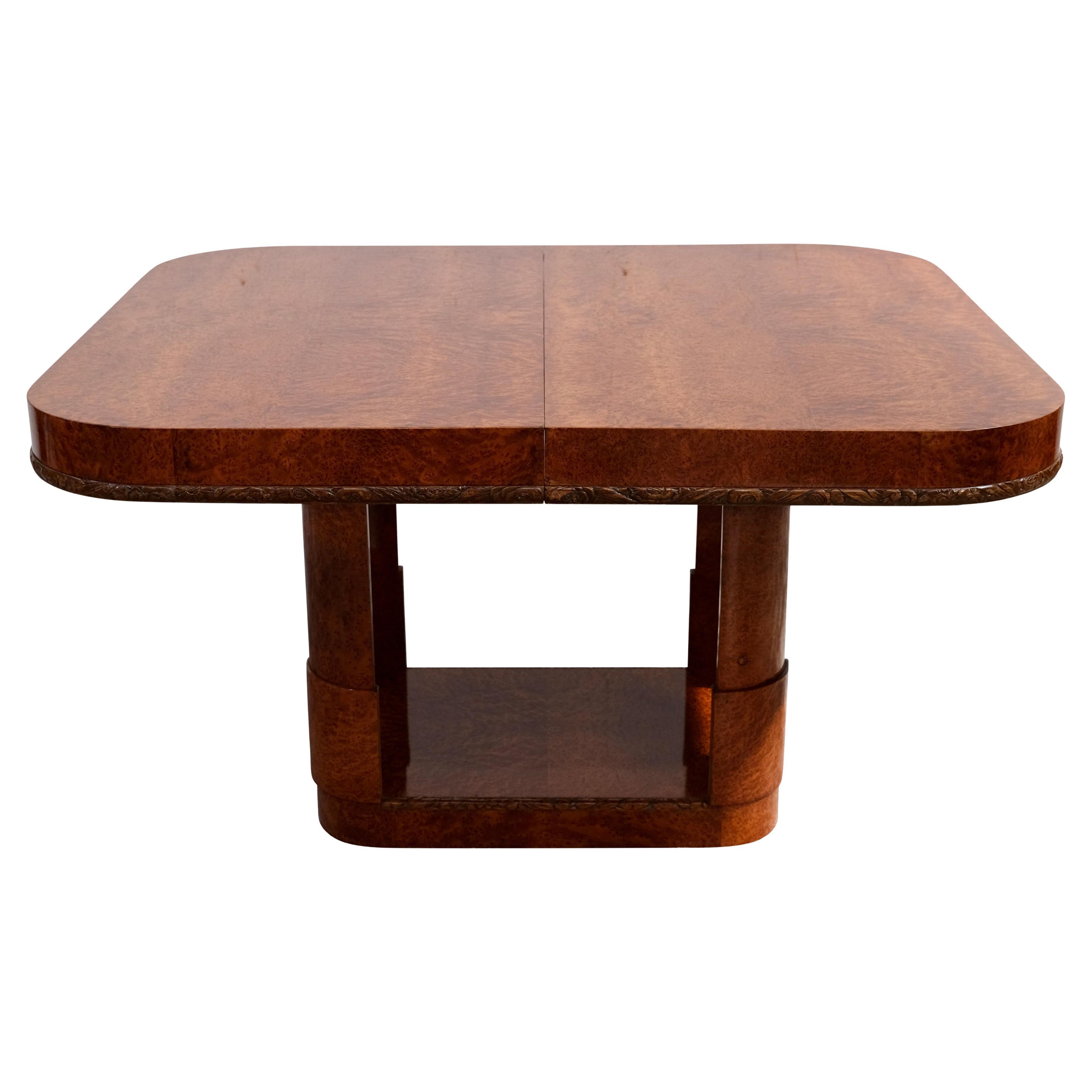 Extedable French Art Deco Dining Table in Thuja with Floral Carving, circa 1930 For Sale