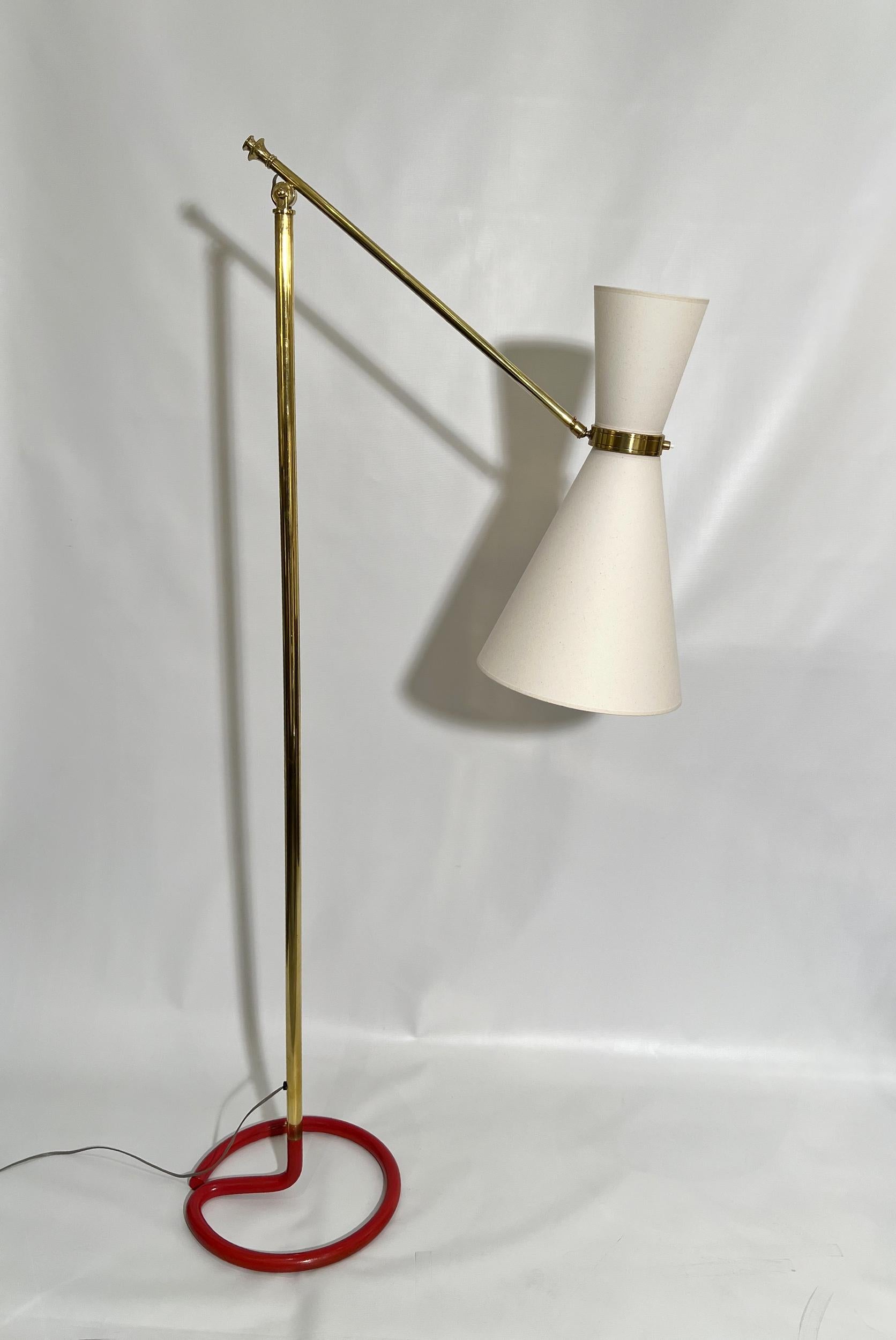 French Extendable and articulated floor lamp, by Maison Stablet, France circa 1940/1950