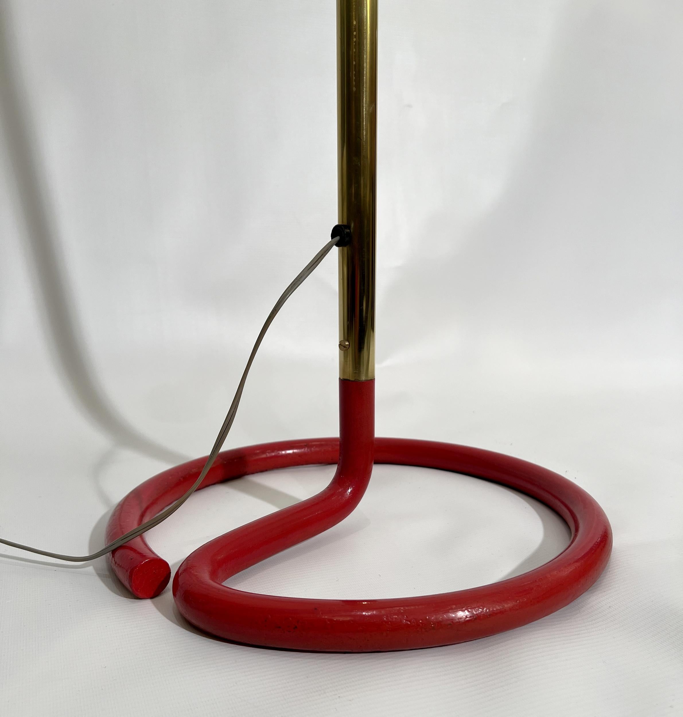 Mid-20th Century Extendable and articulated floor lamp, by Maison Stablet, France circa 1940/1950