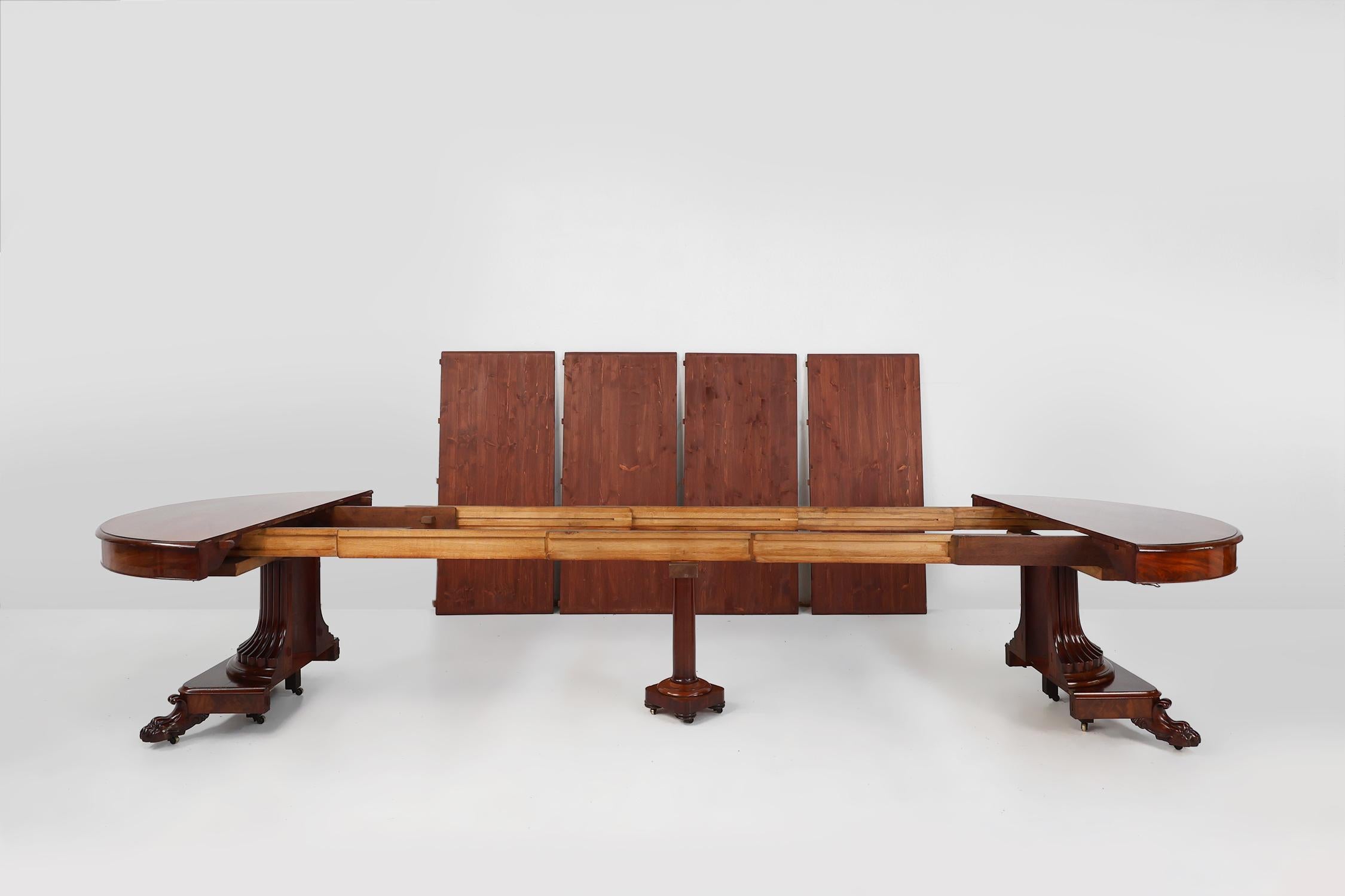 Table de salle à manger anglaise ancienne et extensible de style victorien, vers 1830 en vente 6