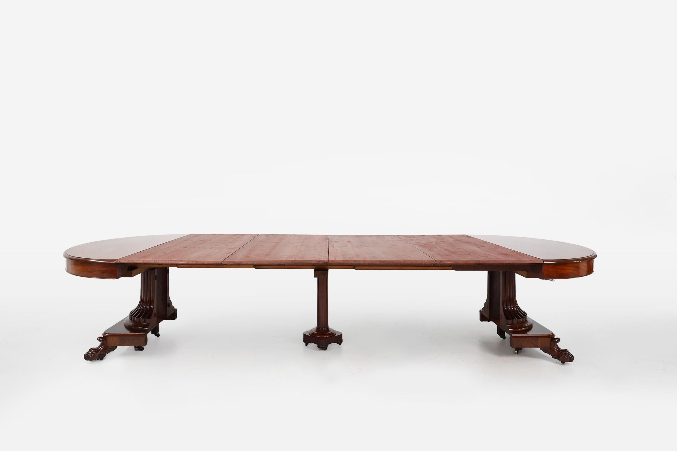Table de salle à manger anglaise ancienne et extensible de style victorien, vers 1830 en vente 9