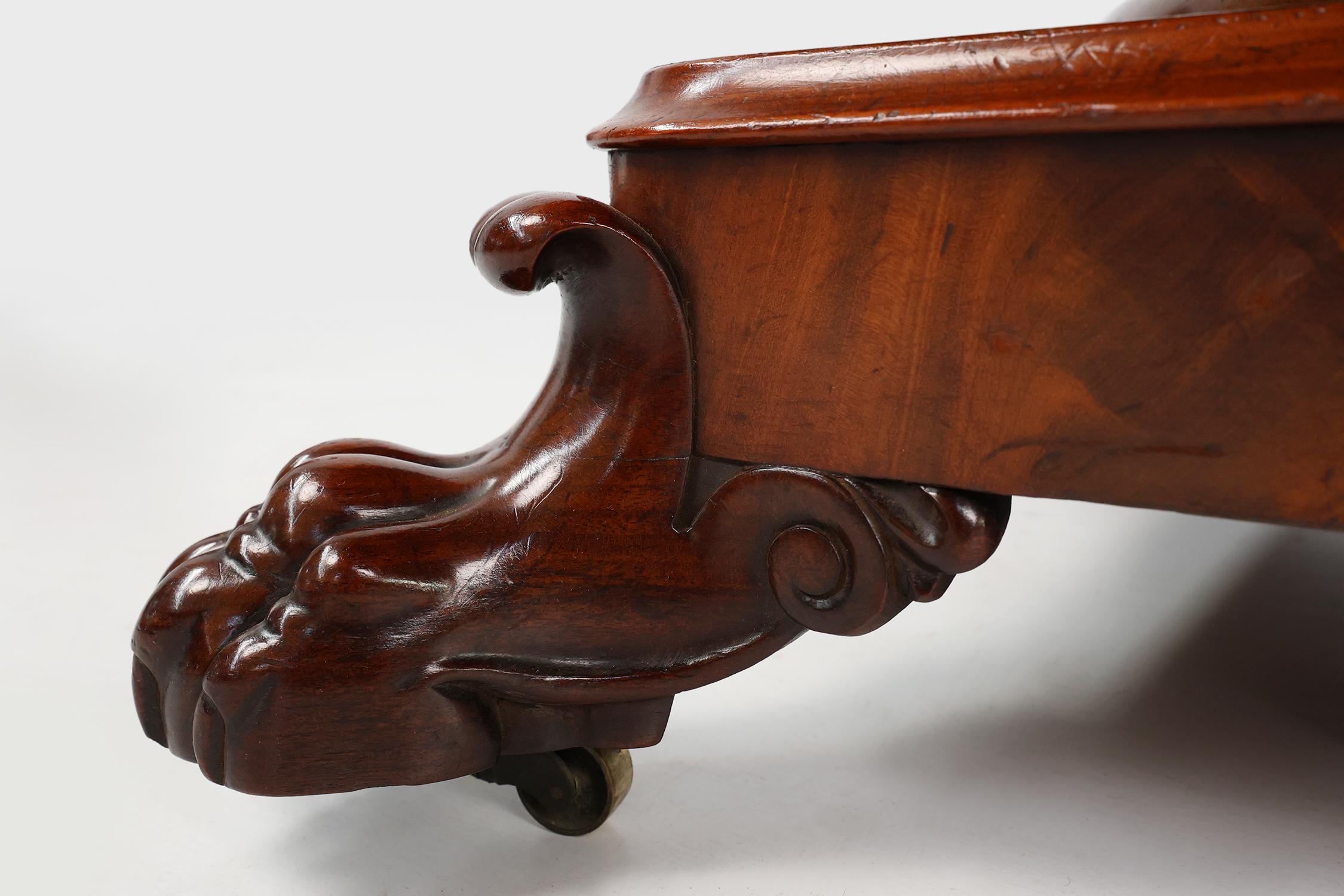Britannique Table de salle à manger anglaise ancienne et extensible de style victorien, vers 1830 en vente