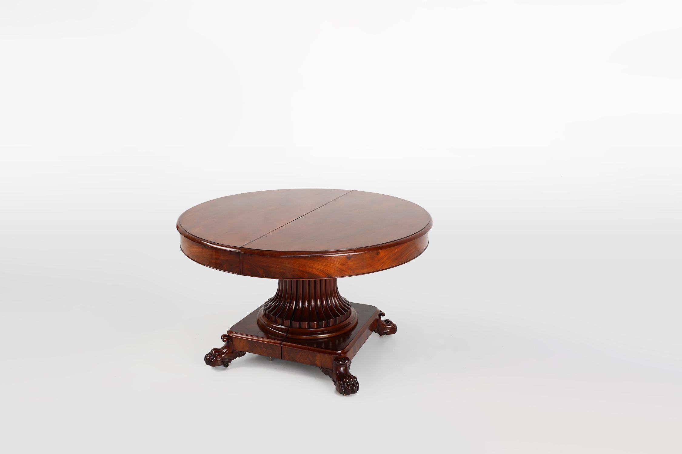 Table de salle à manger anglaise ancienne et extensible de style victorien, vers 1830 Bon état - En vente à Meulebeke, BE