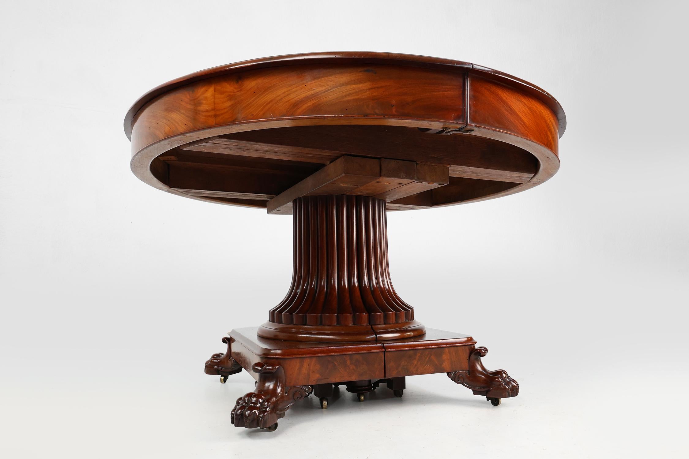 Table de salle à manger anglaise ancienne et extensible de style victorien, vers 1830 en vente 2