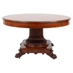 Extendable Antique English Dining Table in Victorian style, ca. 1830