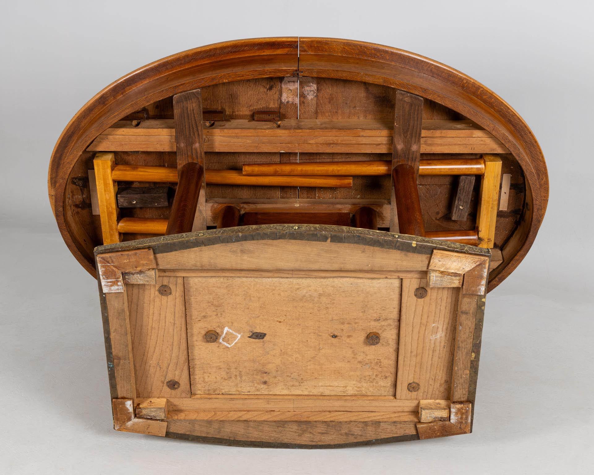 Mesa de comedor extensible Art Decó, atribuida a Jozef de Coene, Bélgica, años 30 en venta 7