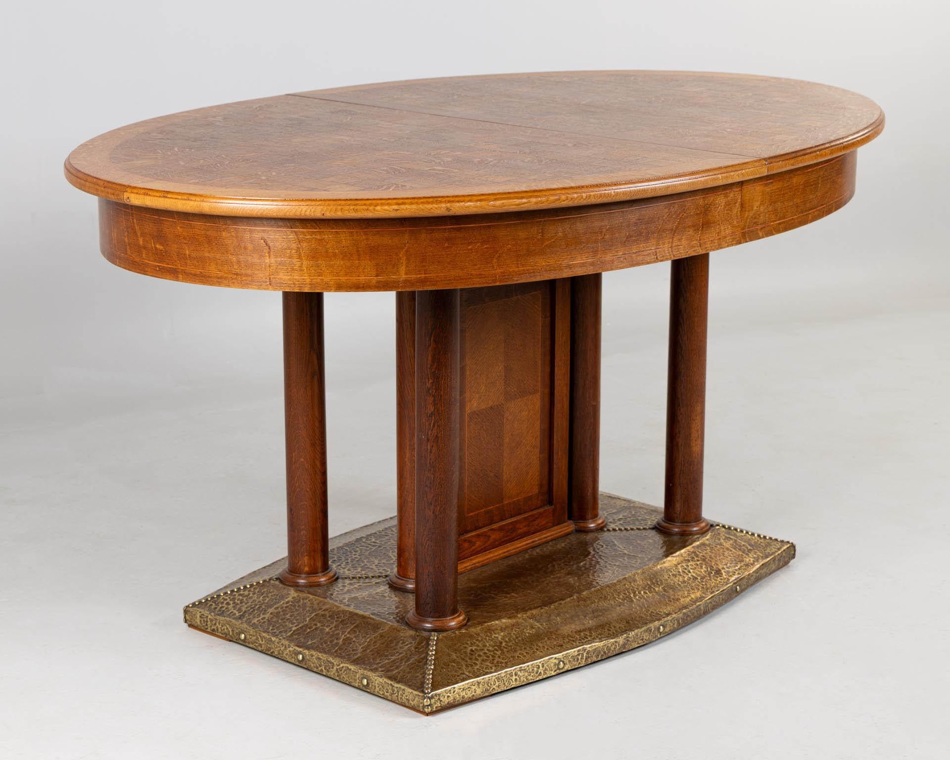 Mesa de comedor extensible Art Decó, atribuida a Jozef de Coene, Bélgica, años 30 en venta 2