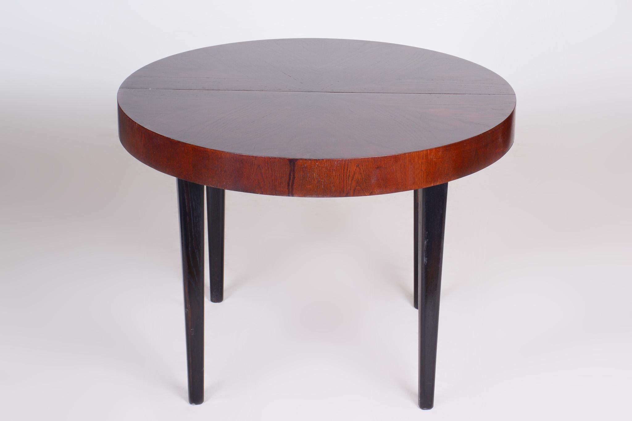 20th Century Extendable Art Deco Dining Table Designed by Jindřich Halabala, UP Závody, 1940s For Sale