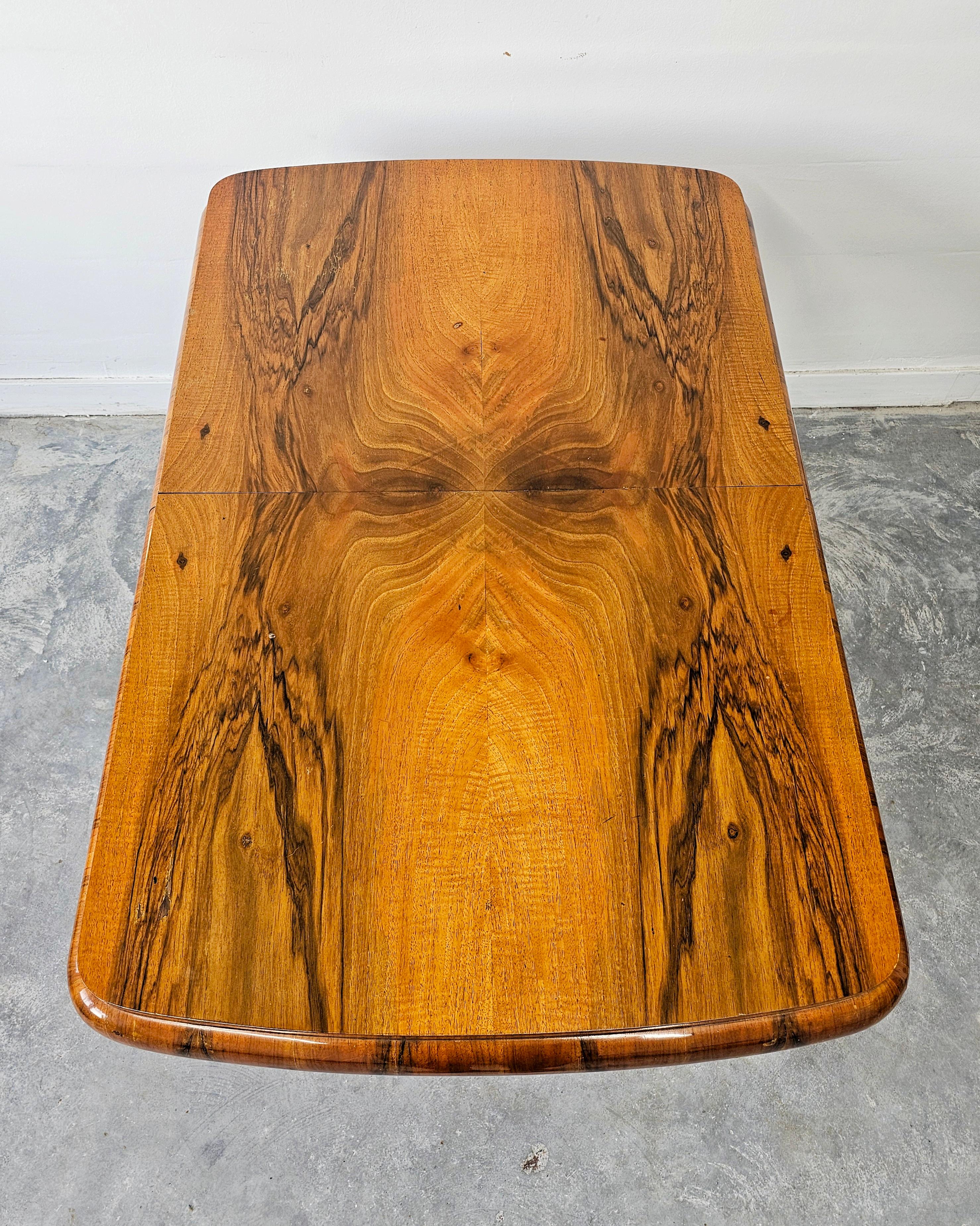 Extendable Art Deco dining table with harp-shade legs done in walnut root veneer For Sale 4