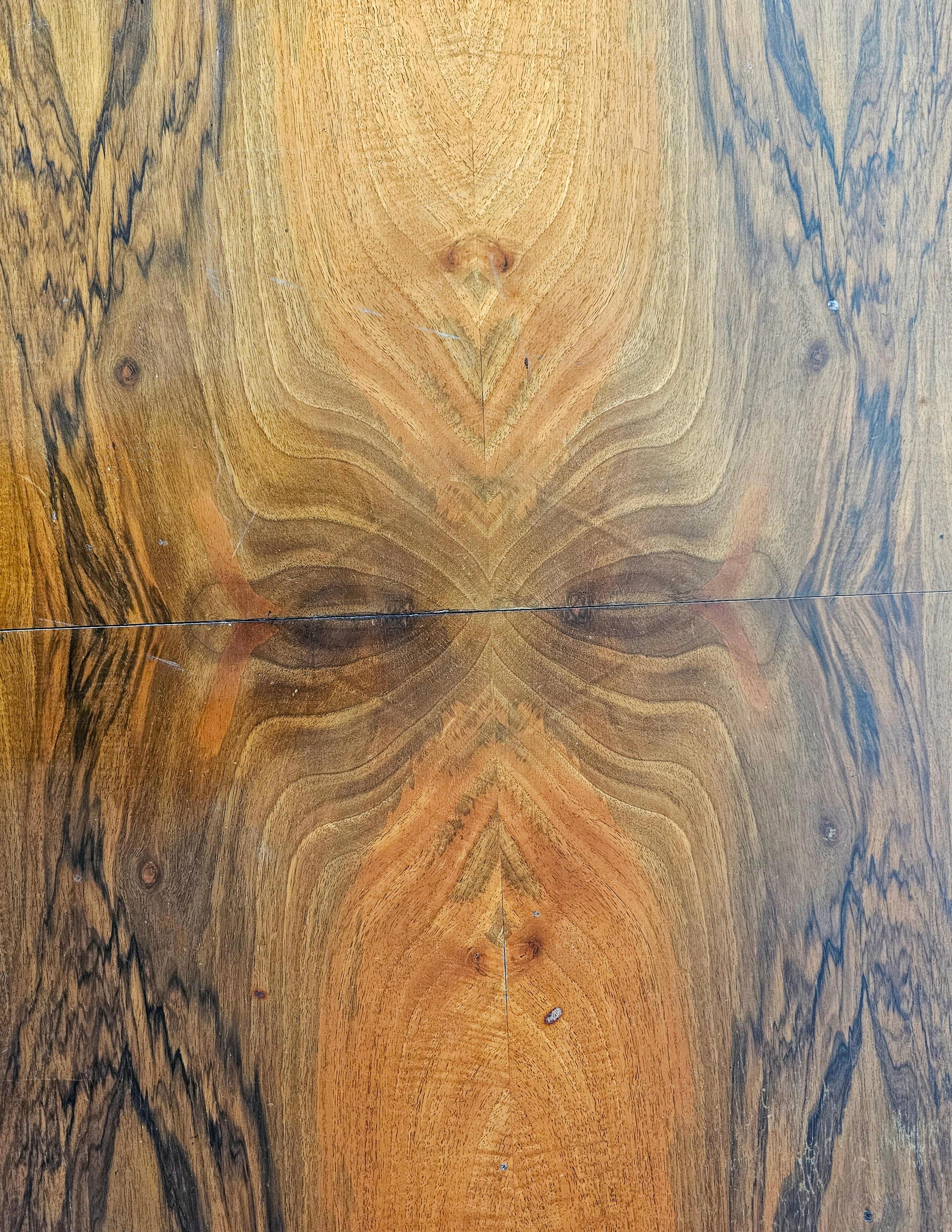 Extendable Art Deco dining table with harp-shade legs done in walnut root veneer For Sale 11