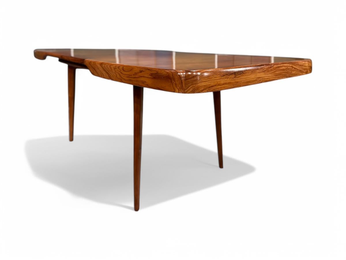 Mid-Century moderno Tavolo da pranzo moderno brasiliano allungabile in legno duro di Caviuna, Carlo Hauner 1950s in vendita