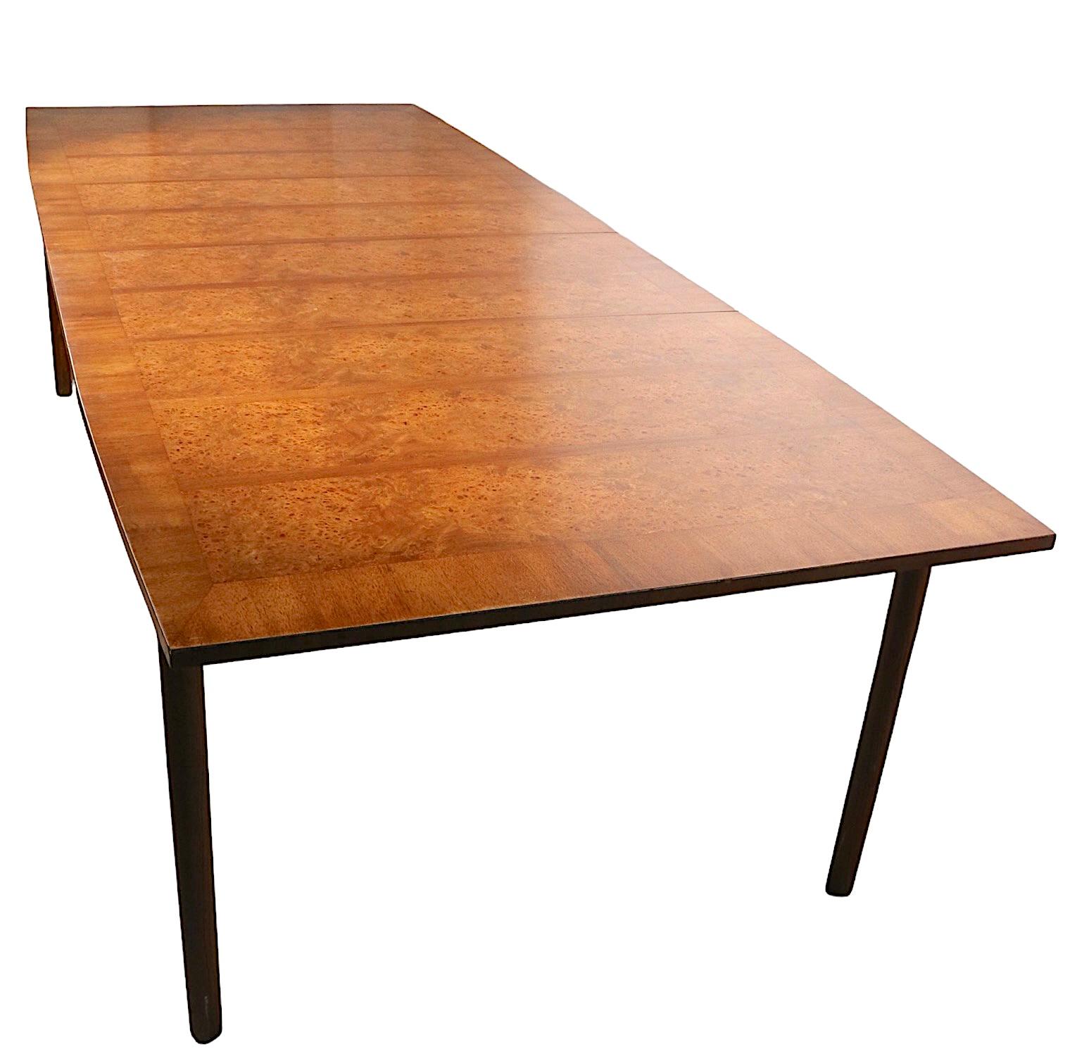 Extendable Burl and Mahogany Top Dining Table with Two Leaves Ca. 1950/1960's  For Sale 4