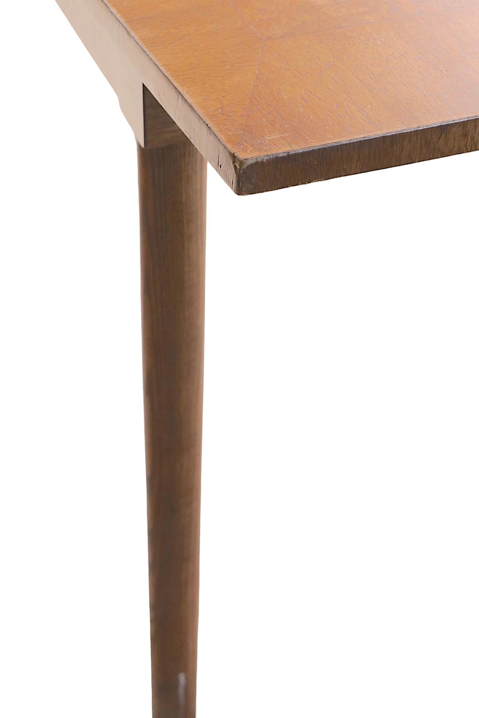20th Century Extendable Burl and Mahogany Top Dining Table with Two Leaves Ca. 1950/1960's
