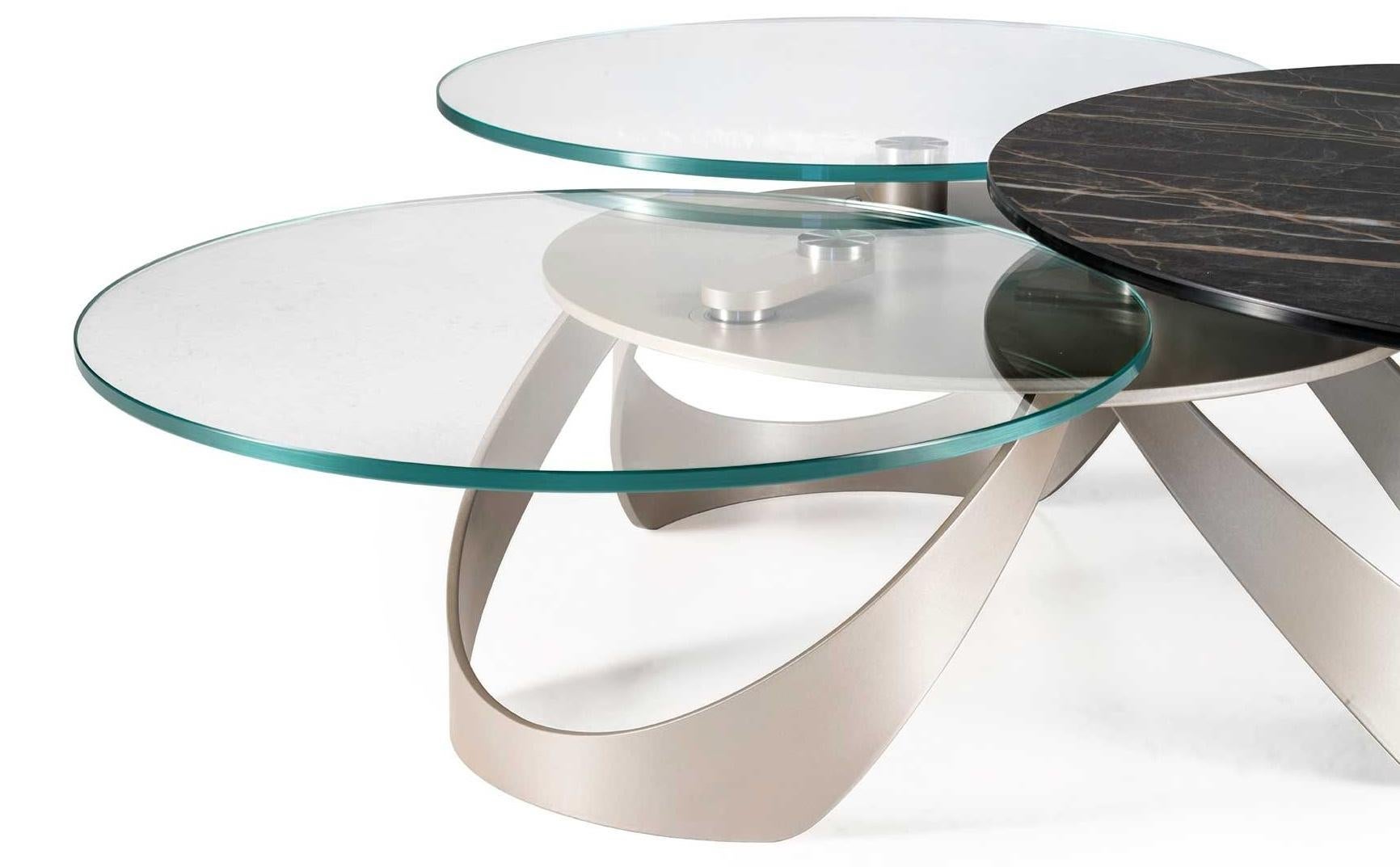 Ausziehbarer Couchtisch Naos AVIOR Design A. Casati im Zustand „Neu“ im Angebot in Alcamo, IT