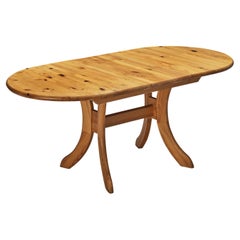 Extendable Danish Dining Table in Solid Pine
