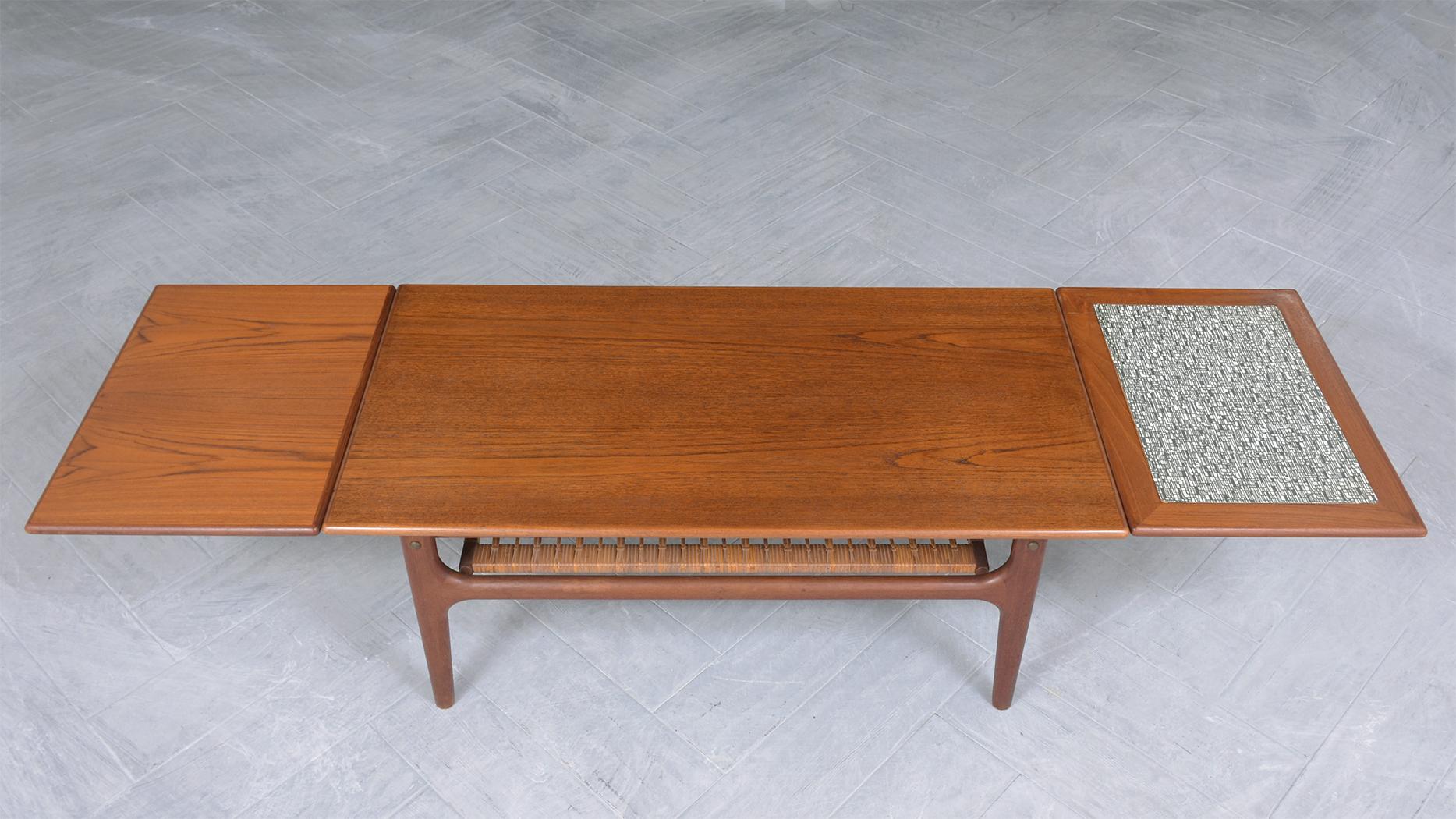 Mid-Century Modern Table basse à rallonge en teck des années 1960 : design moderne du milieu du siècle dernier