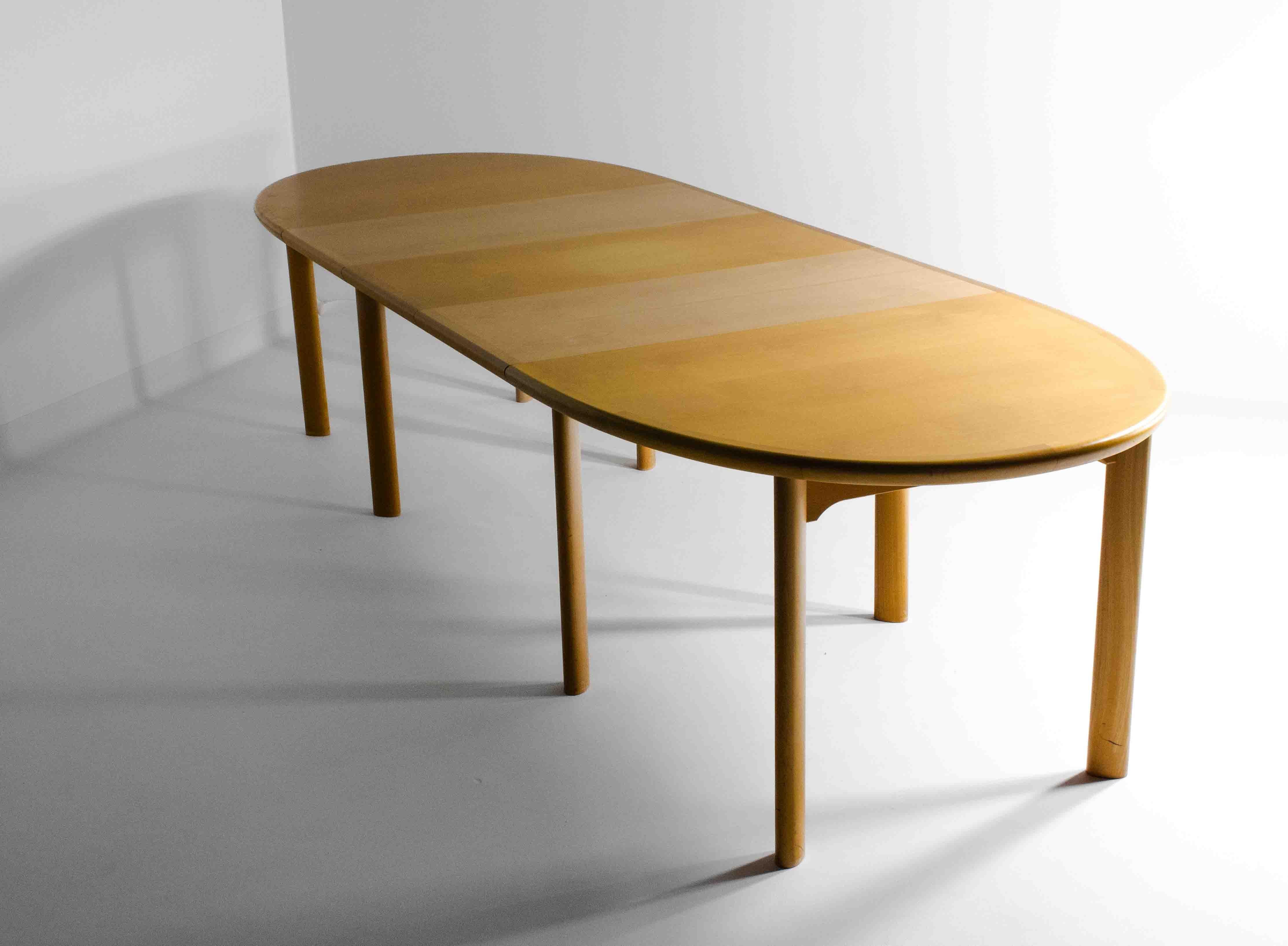 Extendable Danish Skovby dining table, 1970s For Sale 4