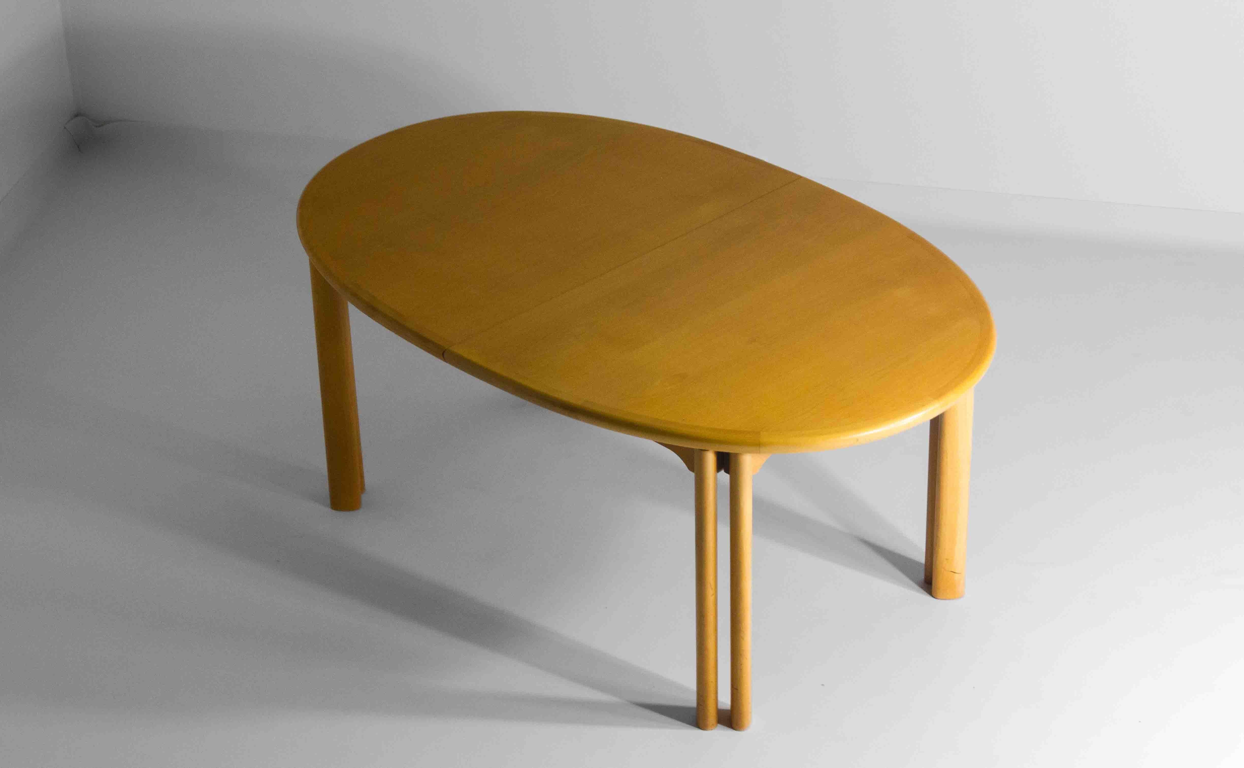Late 20th Century Extendable Danish Skovby dining table, 1970s For Sale