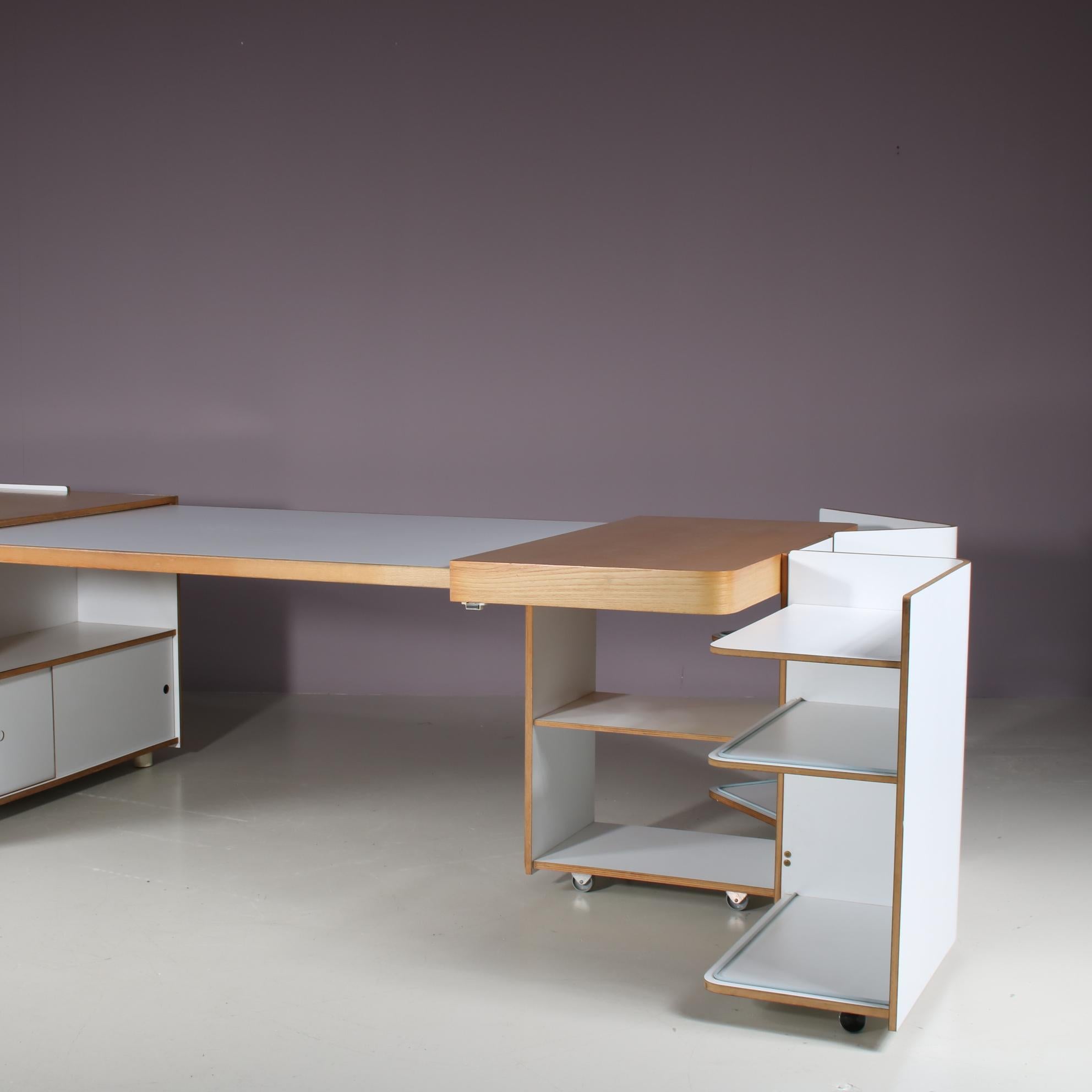20th Century Extendable Desk by Roberto Pamio, Renato Toso & Noti Massari for Stilwood, Italy