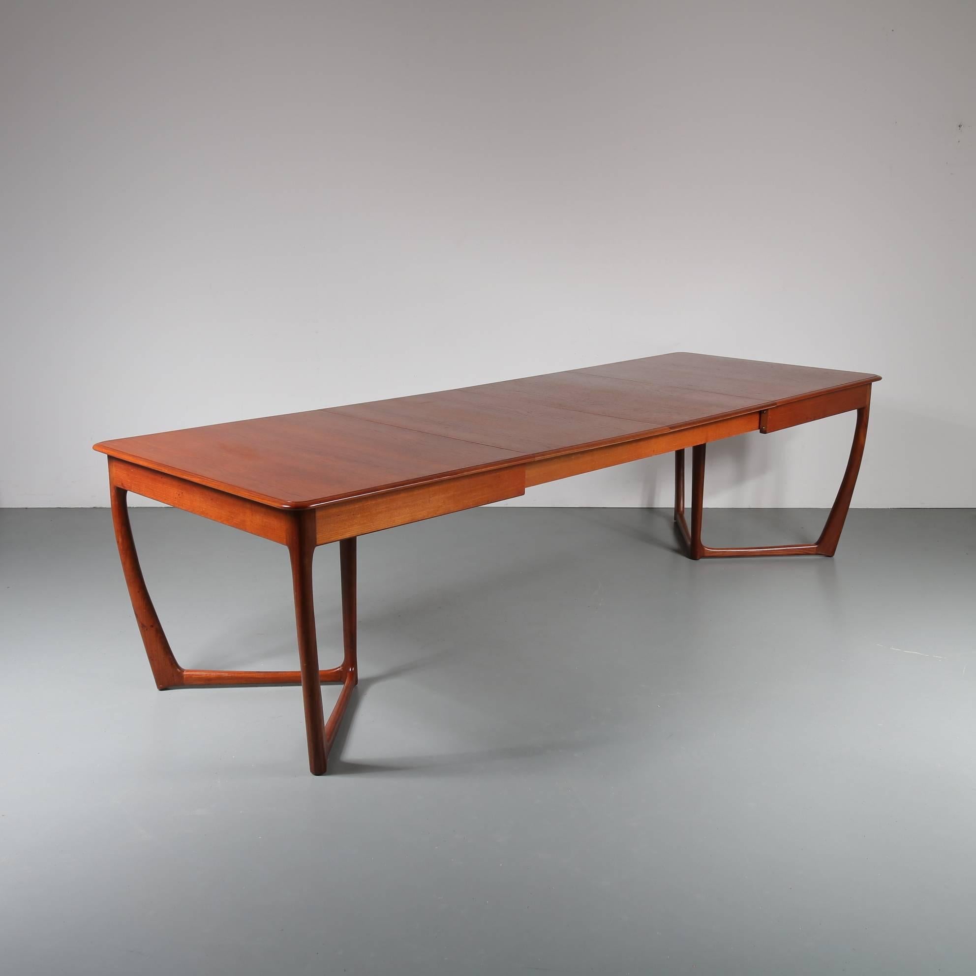 Extendable Dining Table by Beithcraft in Scotland, 1950s 1
