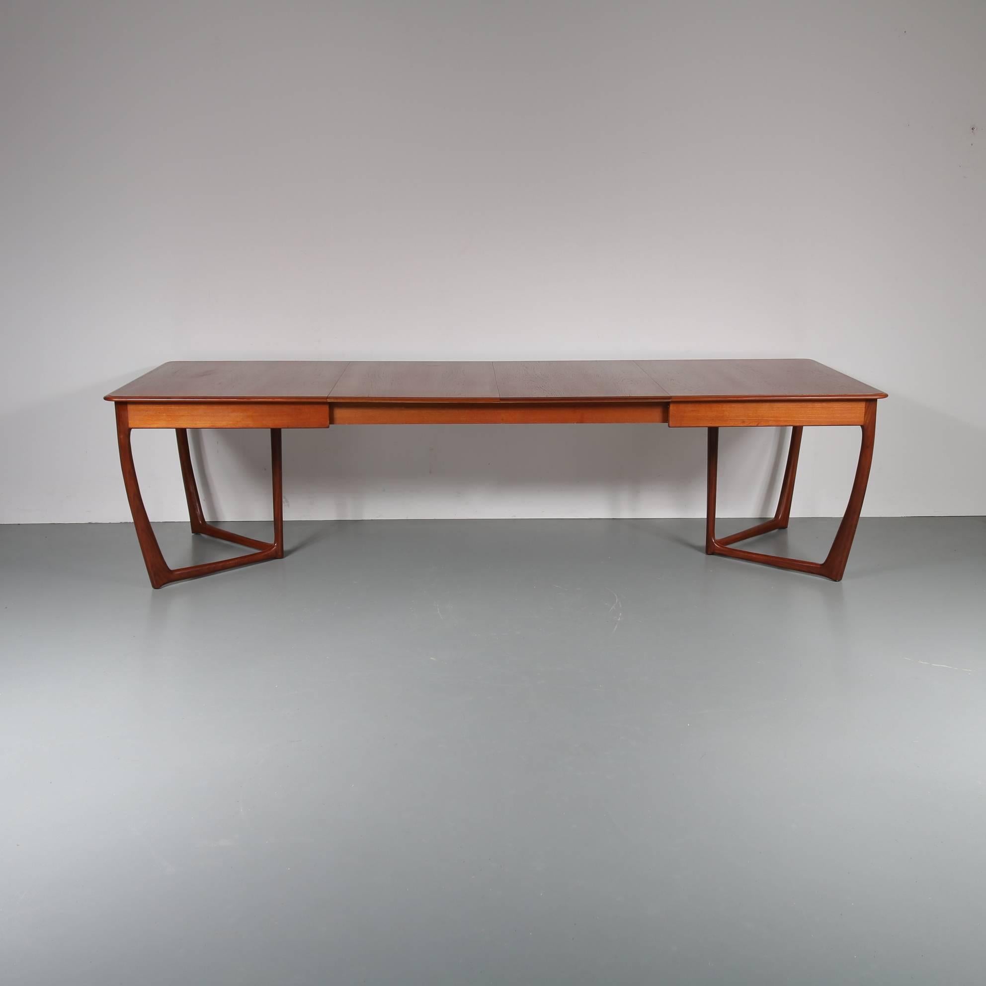 20th Century Extendable Dining Table by Beithcraft in Scotland, 1950s