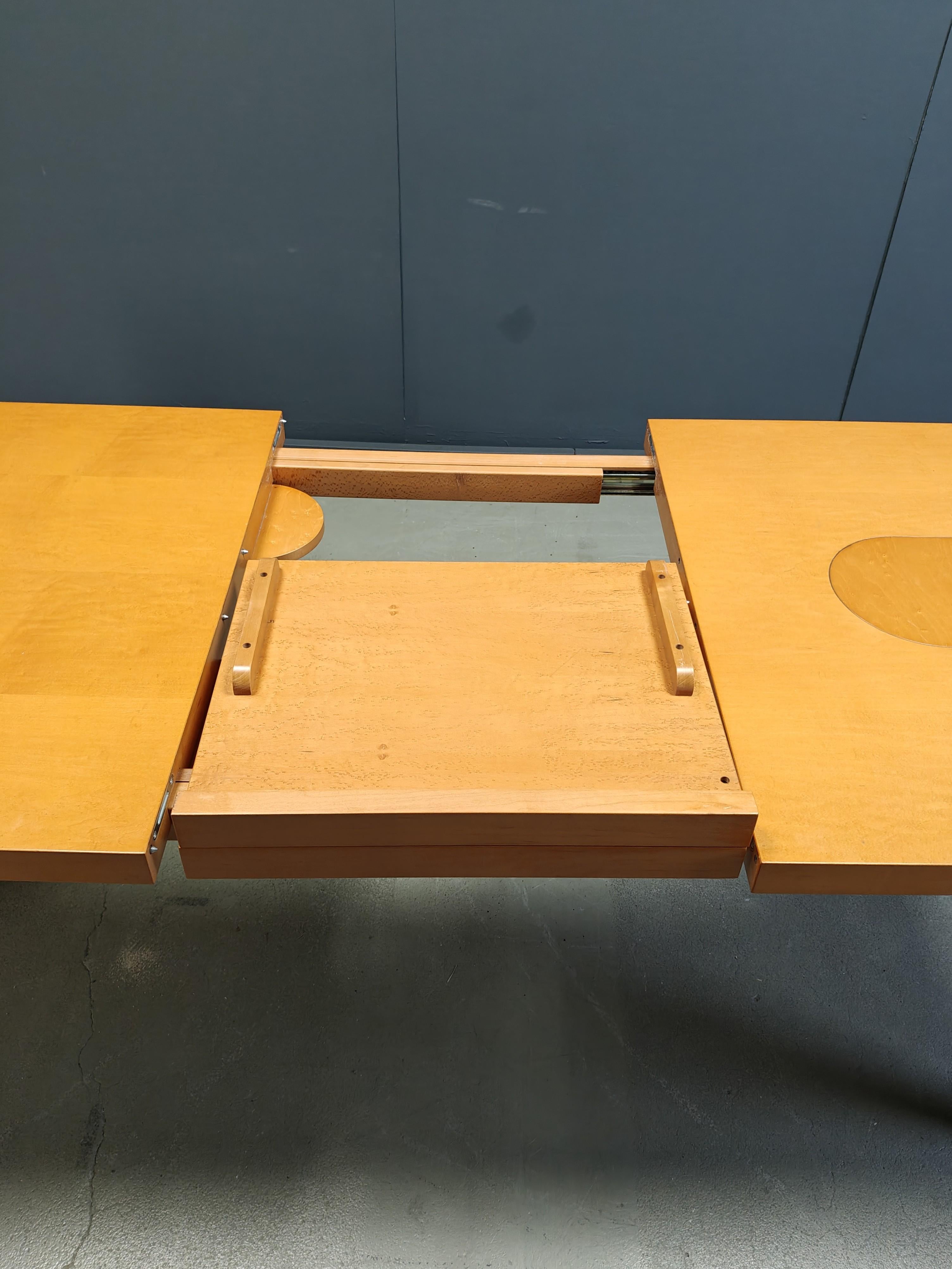 Table de salle à manger à rallonge par Chi Wing Lo pour Giorgetti Italie en vente 9