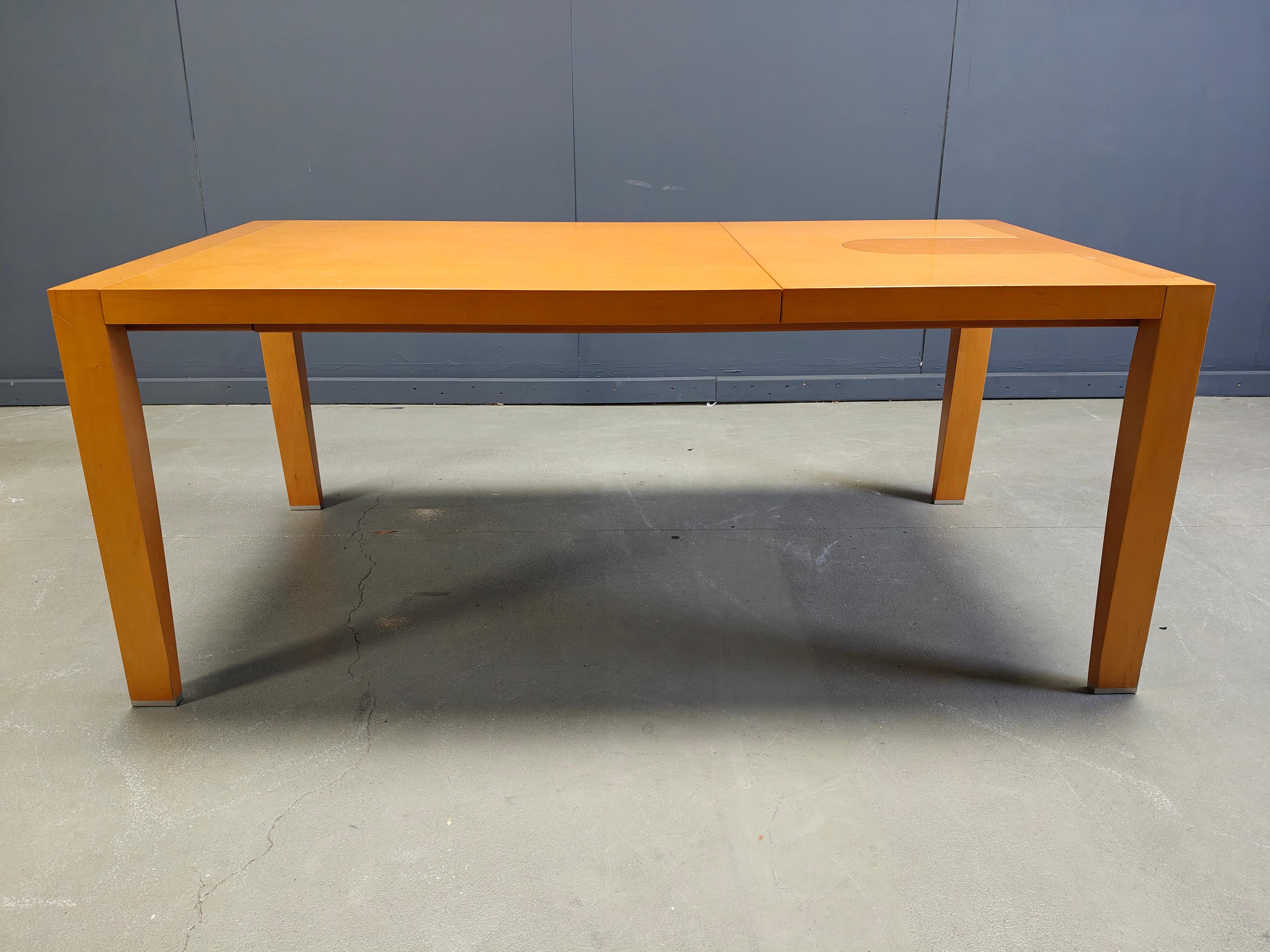 Table de salle à manger à rallonge par Chi Wing Lo pour Giorgetti Italie en vente 1