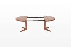 Extendable dining table by Glostrup Møbelfabrik in solid teak