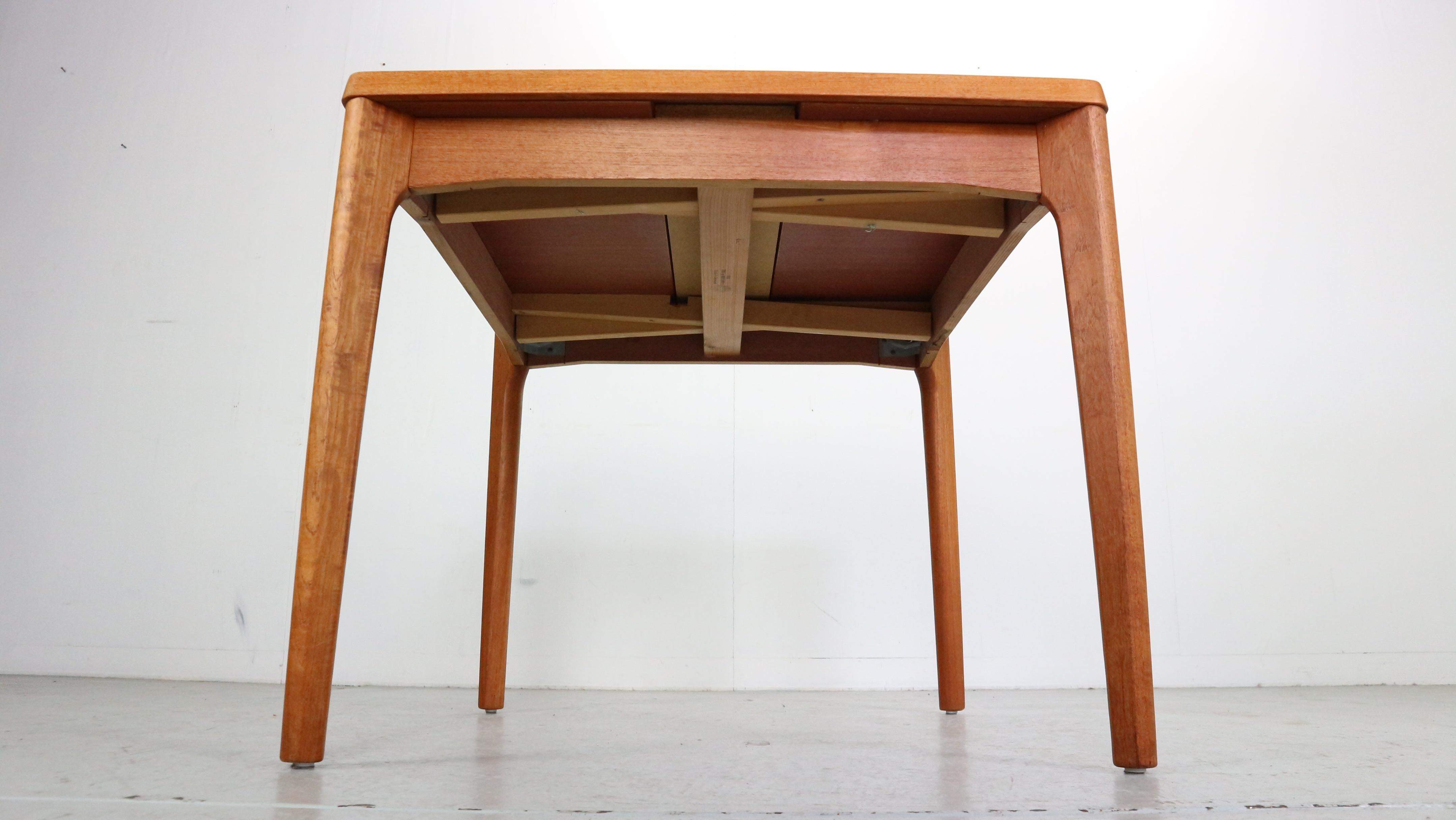 Extendable Dining Table by Henning Kaerjnulf for Vejle Stole Møbelfabrik, 1960 For Sale 11