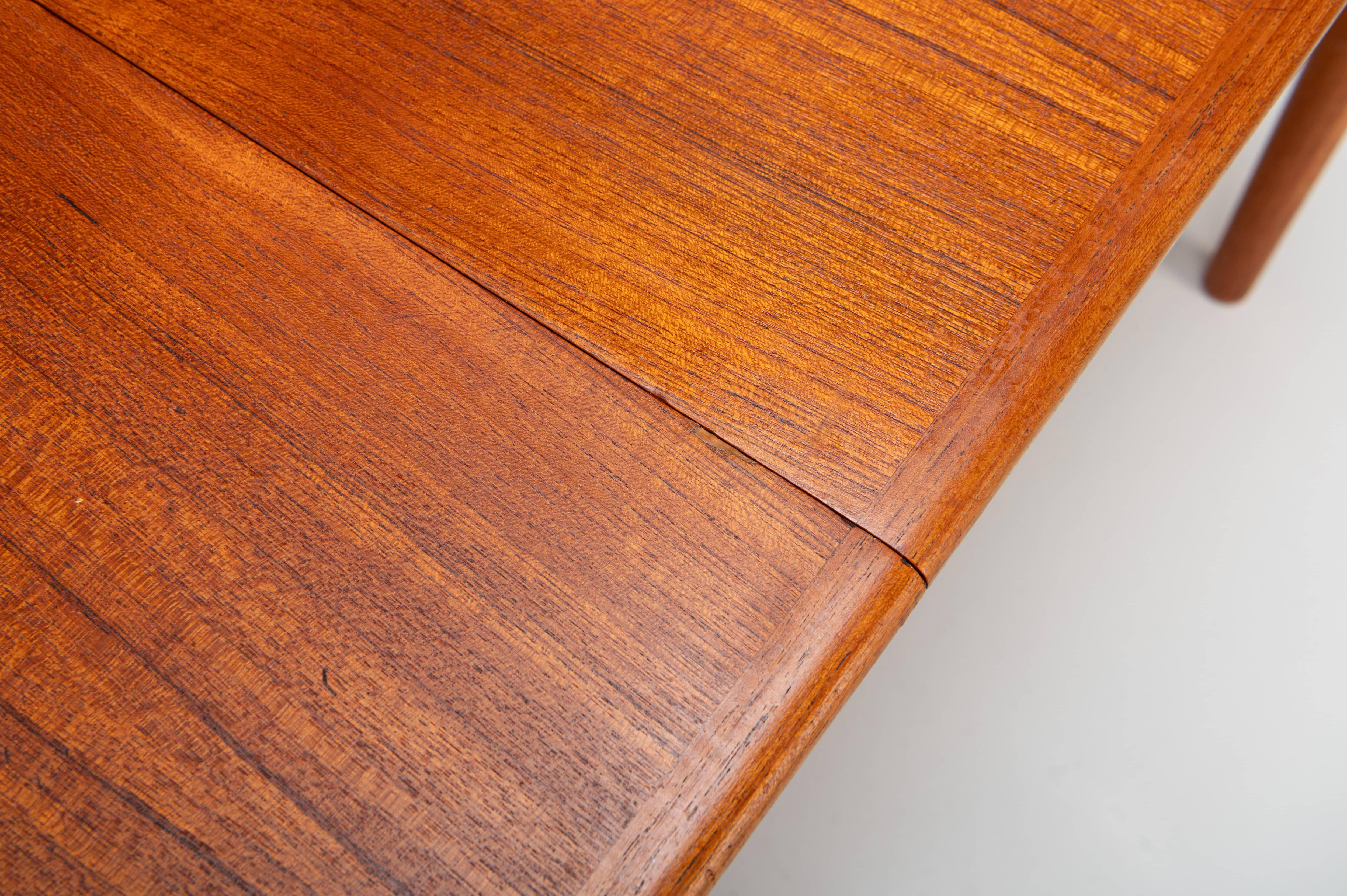 Extendable Dining Table by H.W. Klein for Bramin, 1960s For Sale 6