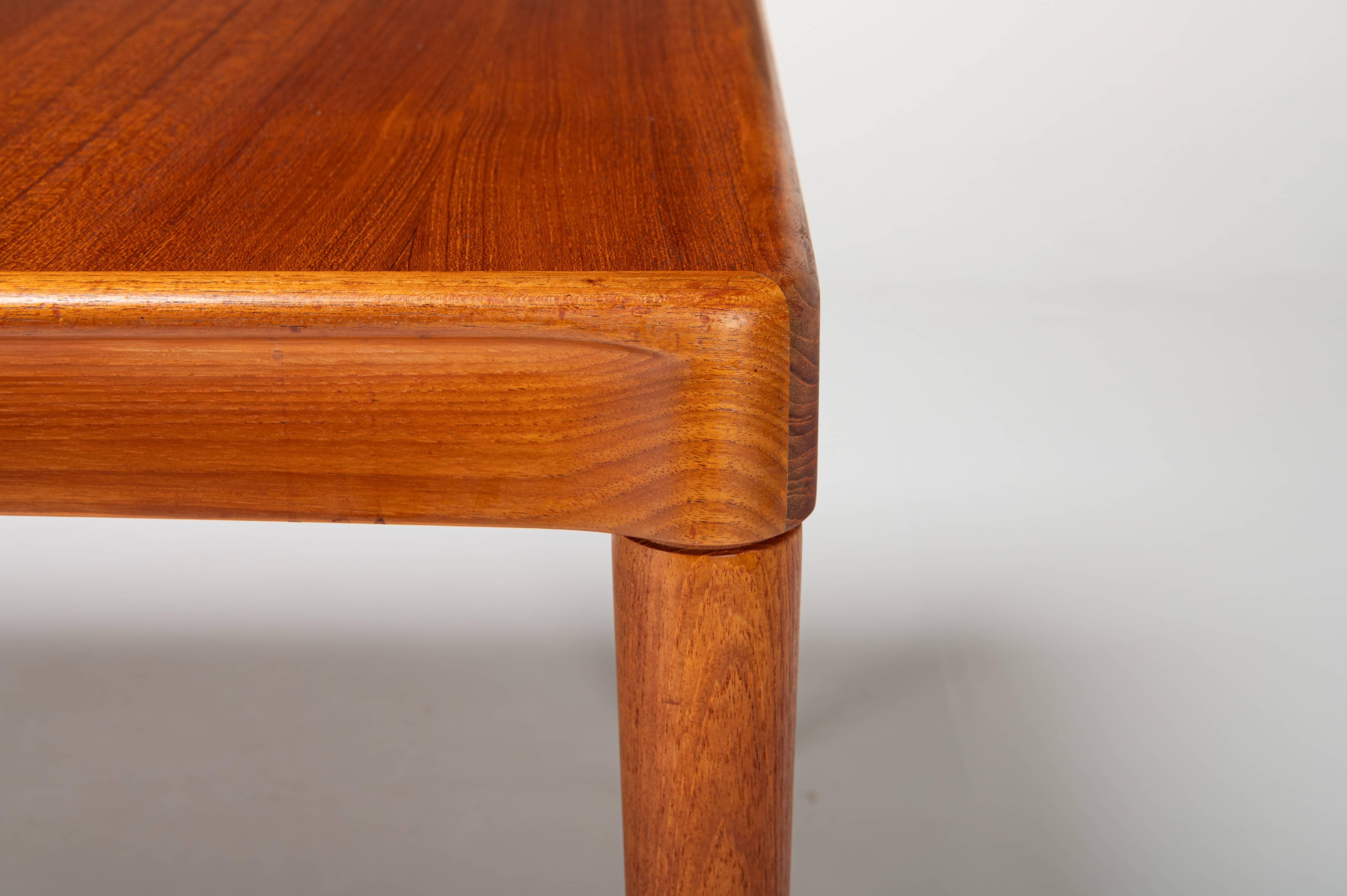 Extendable Dining Table by H.W. Klein for Bramin, 1960s For Sale 1