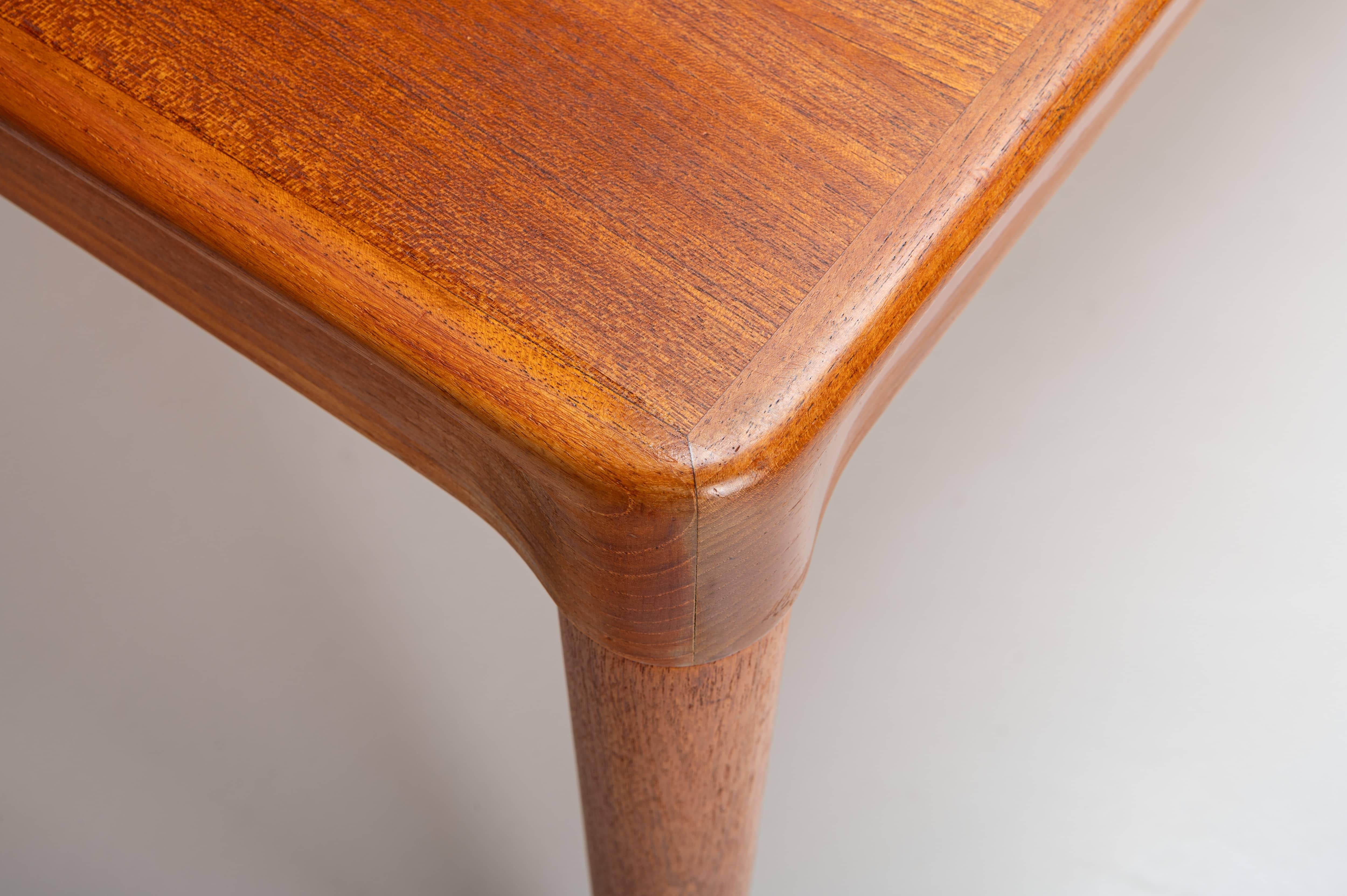 Extendable Dining Table by H.W. Klein for Bramin, 1960s For Sale 2