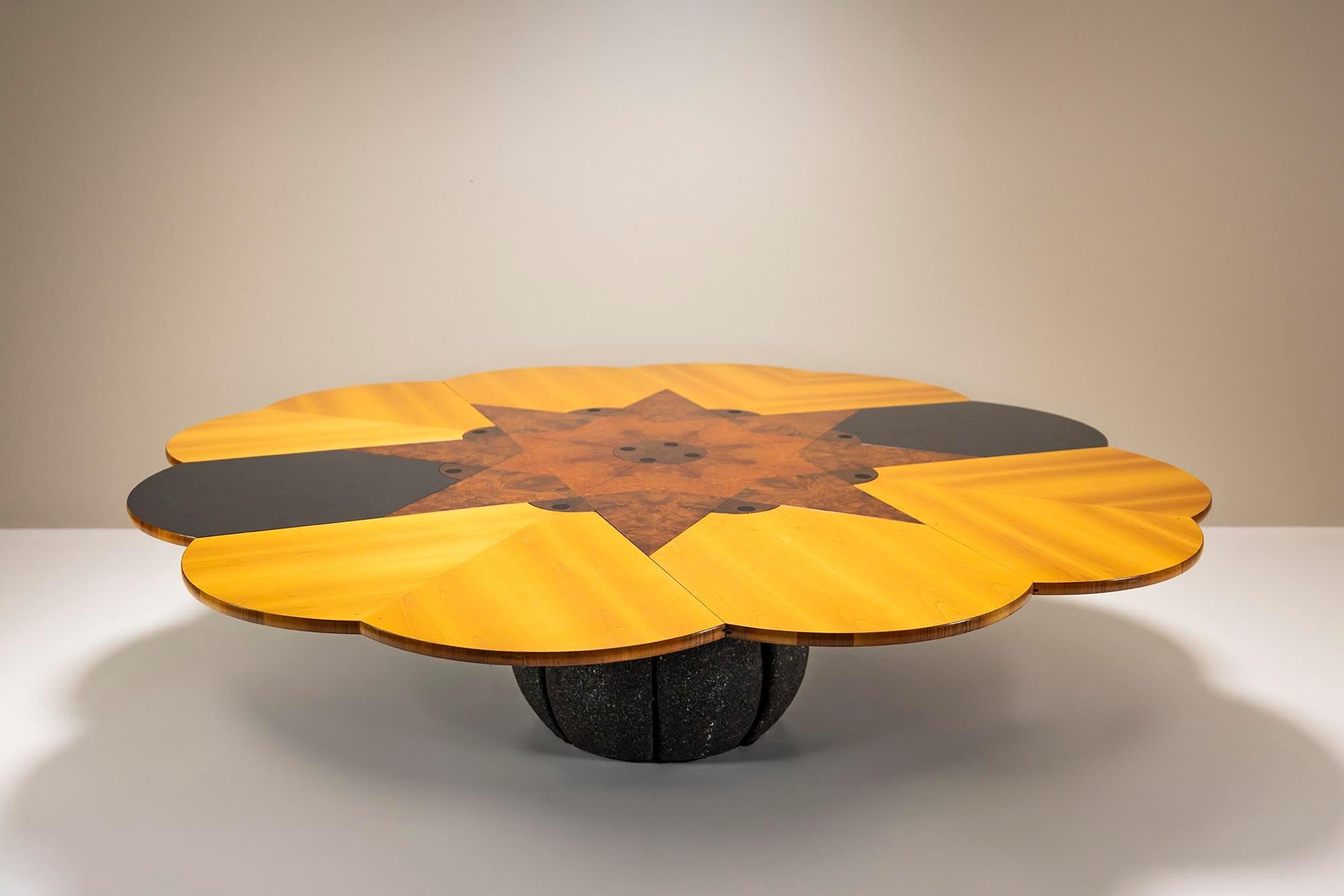 Extendable Dining Table “Gran Basilisco” By Enzo Testa For Bernini, Italy 1980's For Sale 1