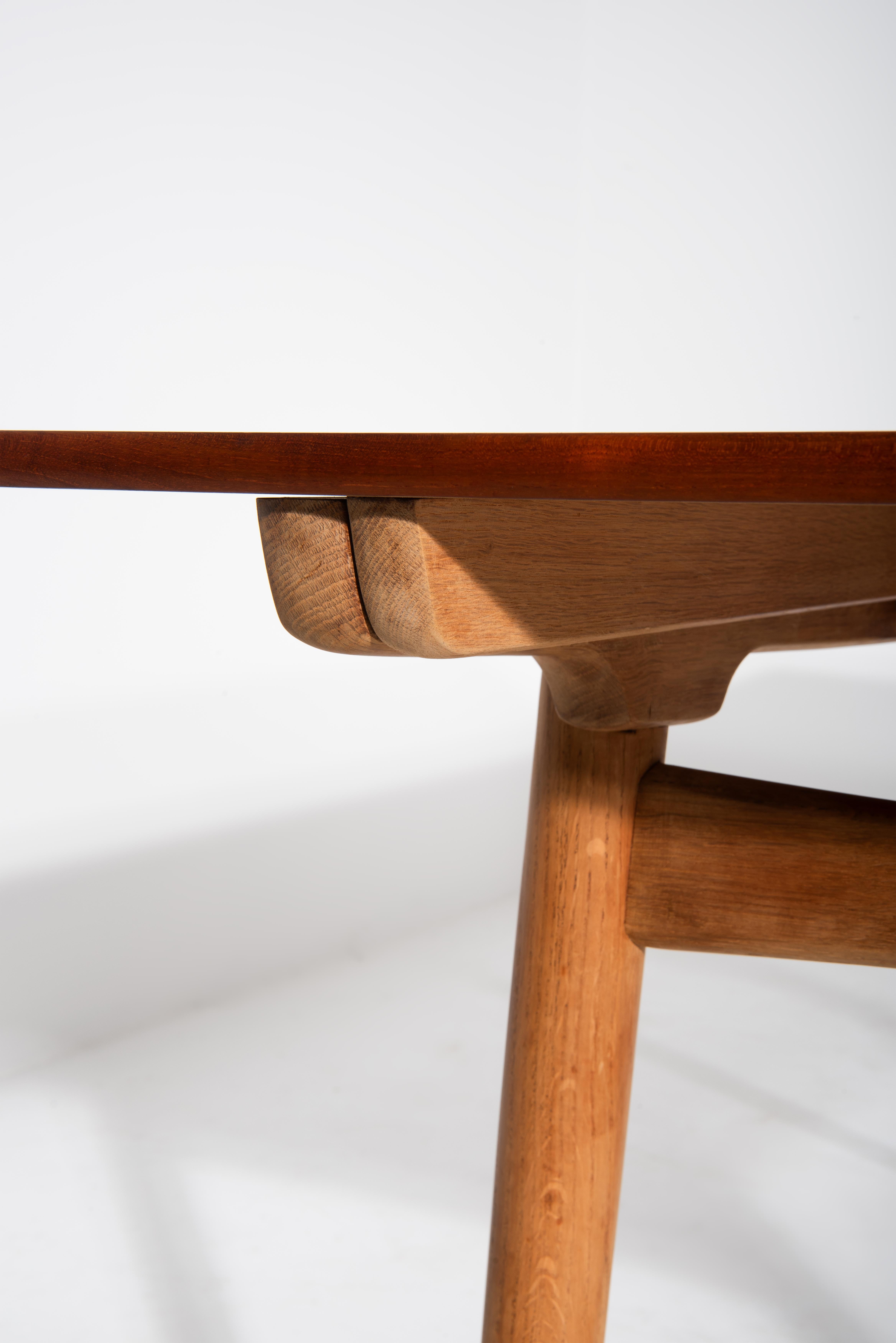 Extendable Dining Table Model AT-310 by Hans J. Wegner for Andreas Tuck 4