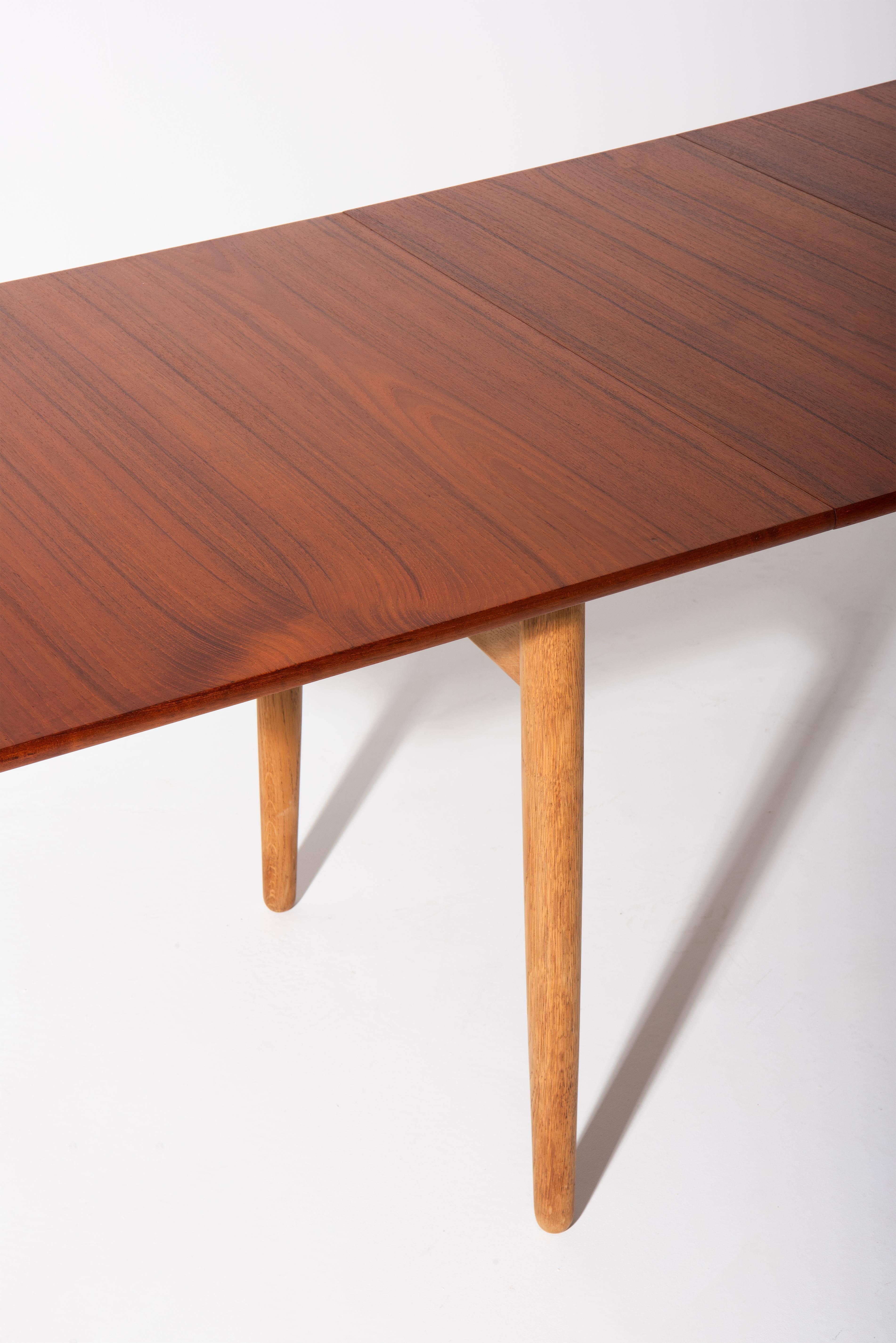Extendable Dining Table Model AT-310 by Hans J. Wegner for Andreas Tuck 1