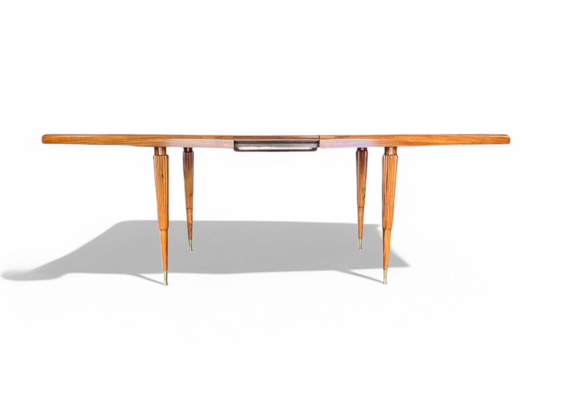Brésilien Table de salle à manger à rallonge en bois dur, Giuseppe Scapinelli, années 1950, Brésil en vente