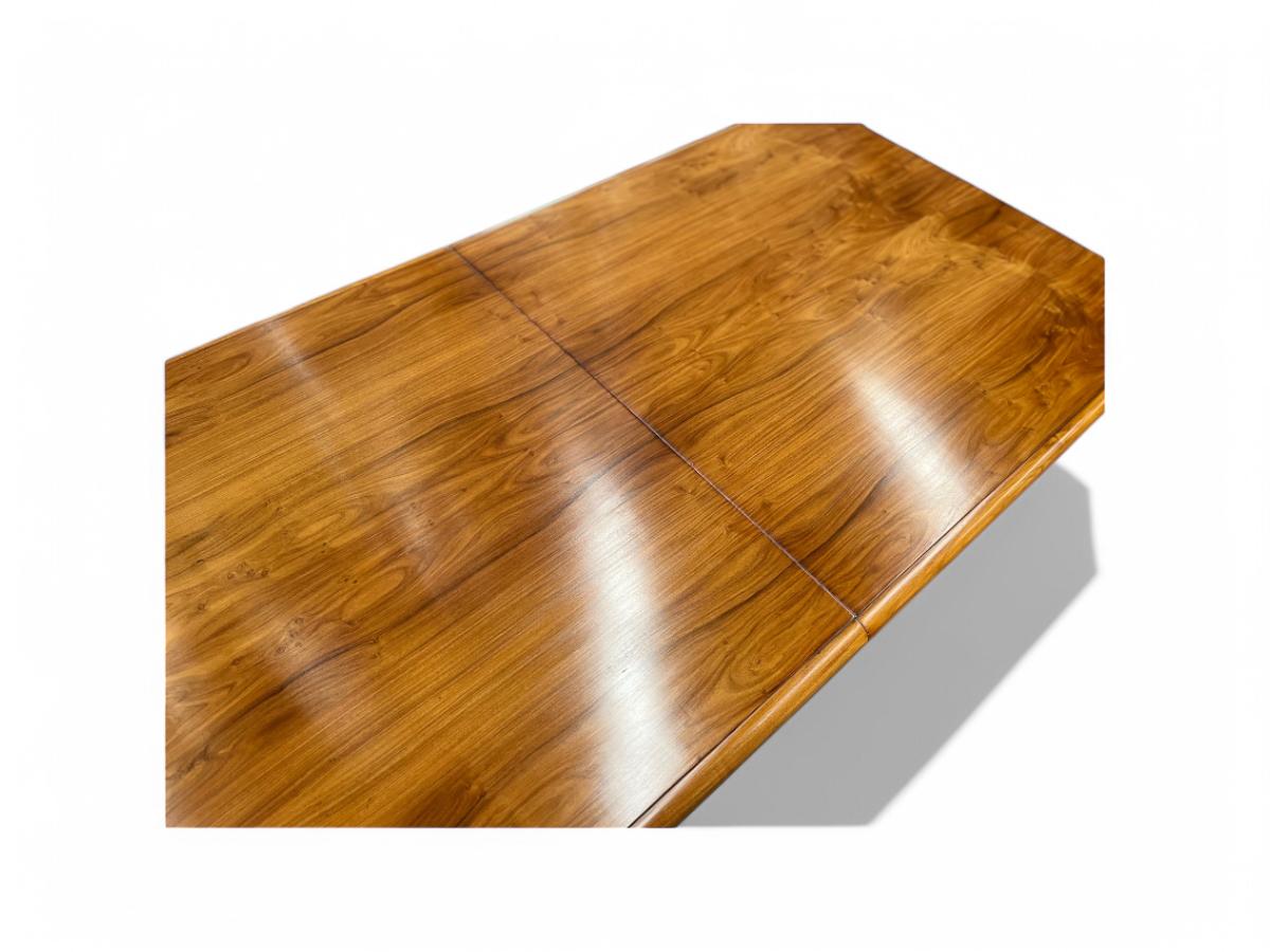 20ième siècle Table de salle à manger à rallonge en bois dur, Giuseppe Scapinelli, années 1950, Brésil en vente