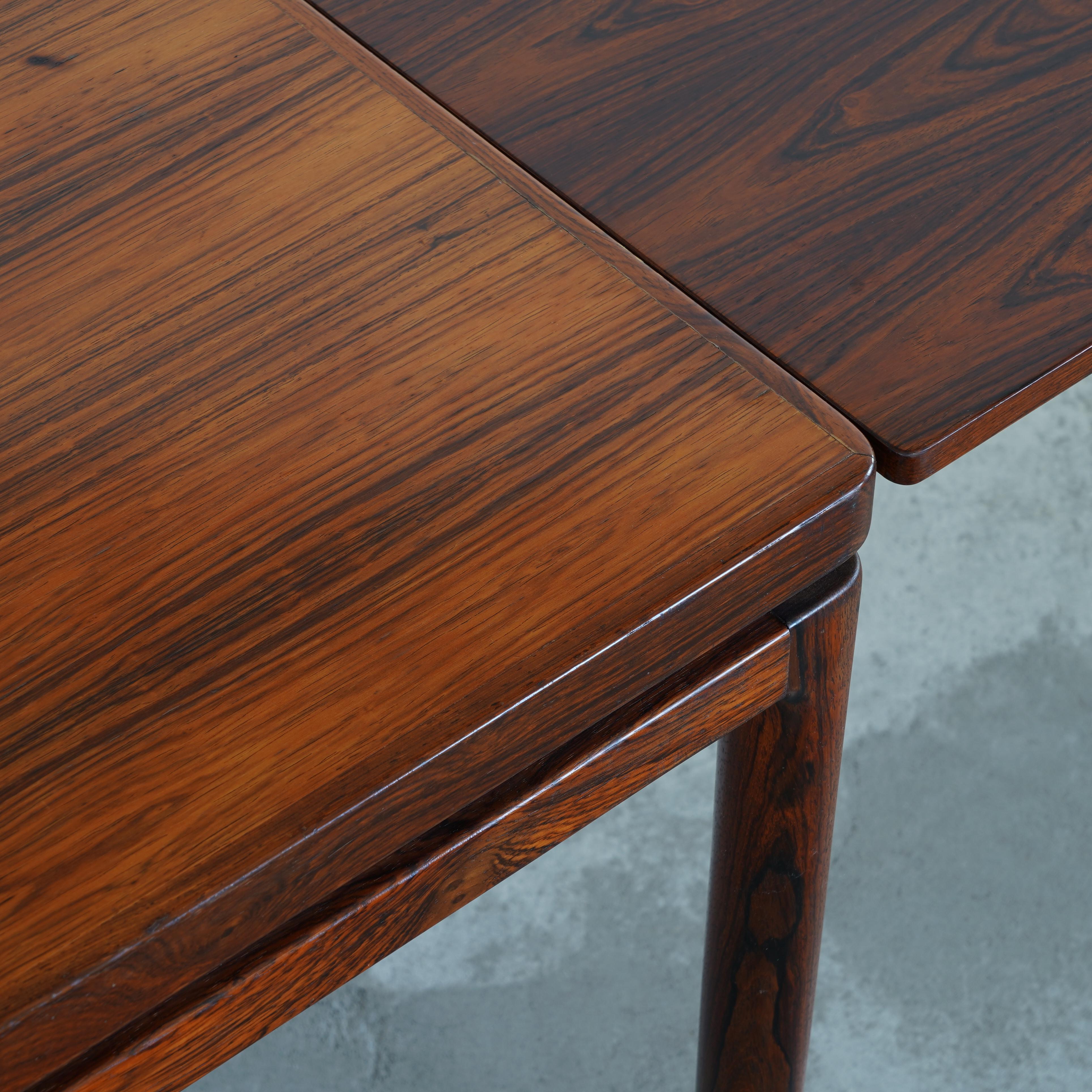Extendable Dining Table in Rosewood by Johannes Andersen 4