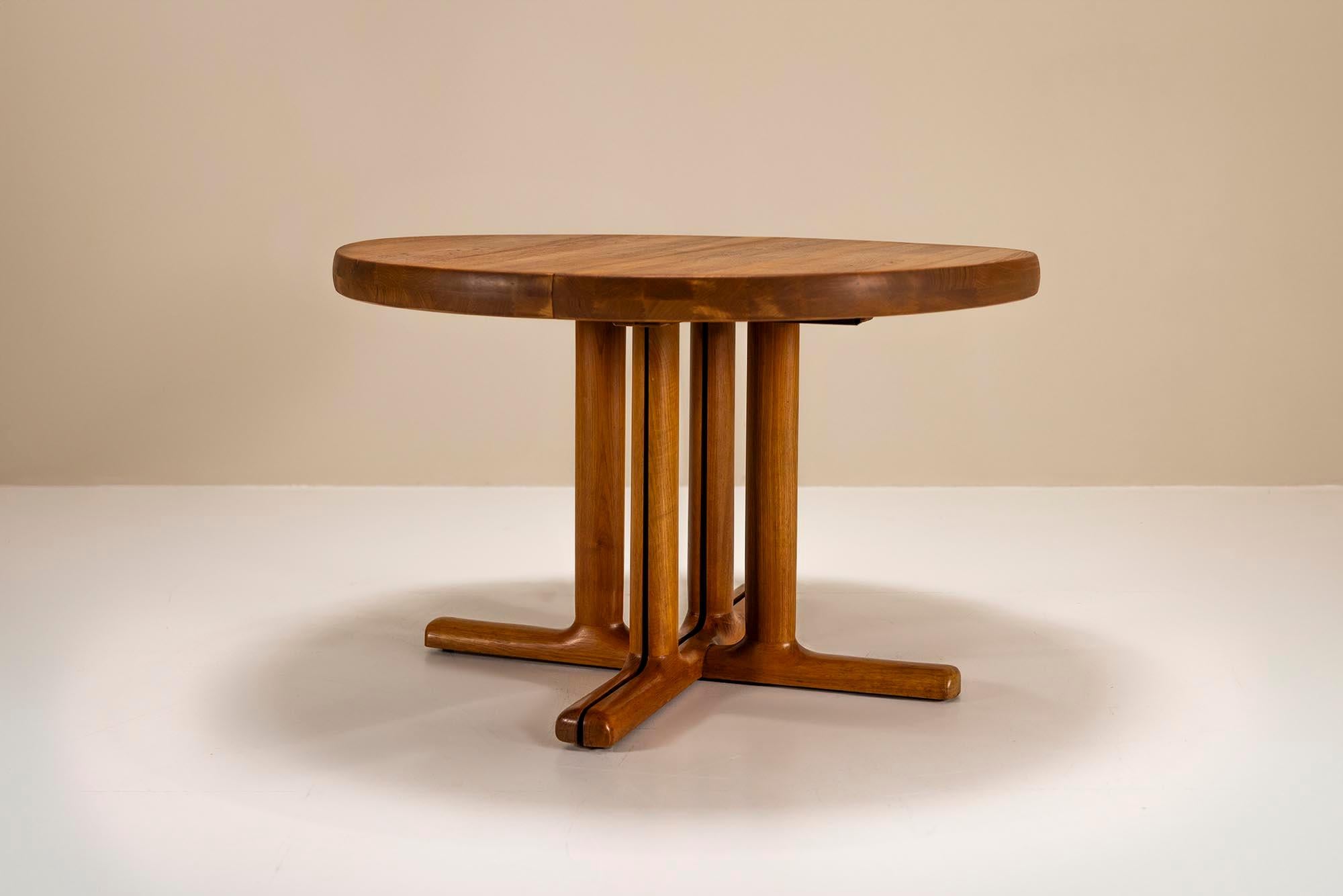 This elegant teak round dining table combines functionality and style, making it a perfect addition to any dining room. Boasting a rich, warm teak finish, it highlights the natural beauty of the wood grain.

Design
A unique base supports the round